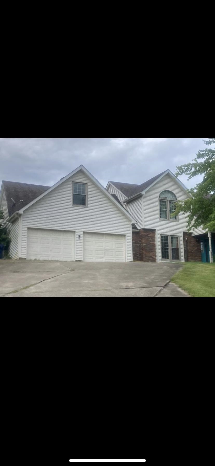 4905 Robin Hood Drive