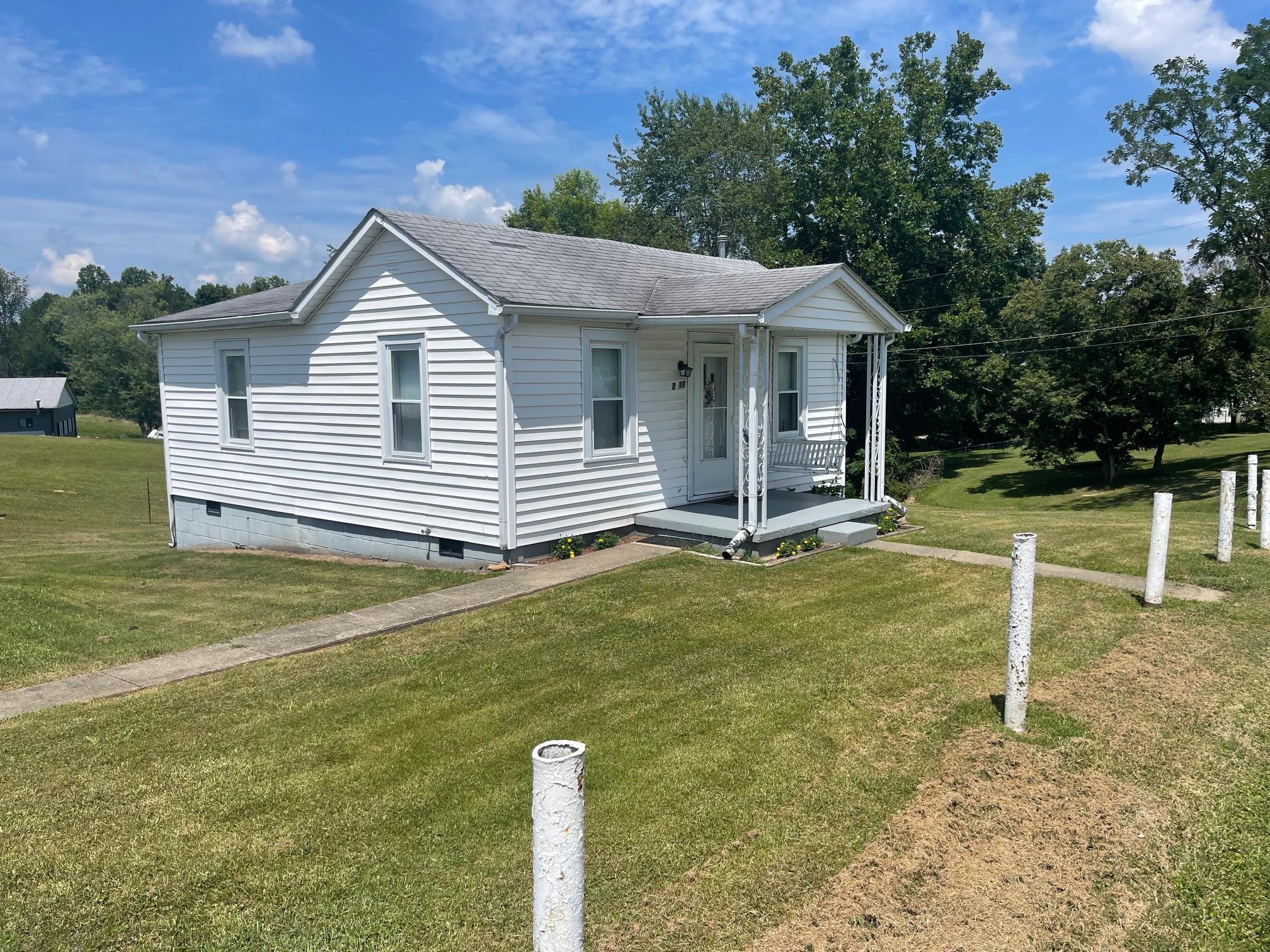 2217 Caroline Road
