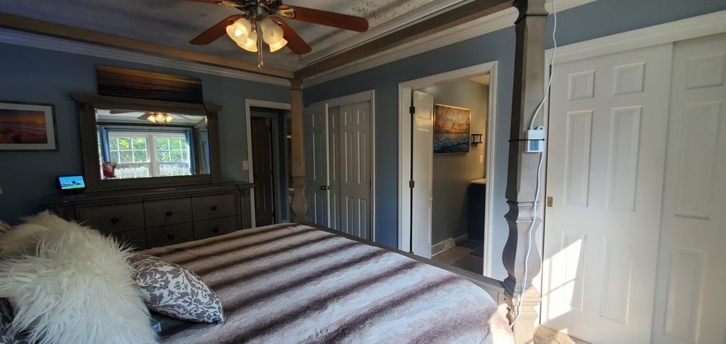 1003 Regis Street