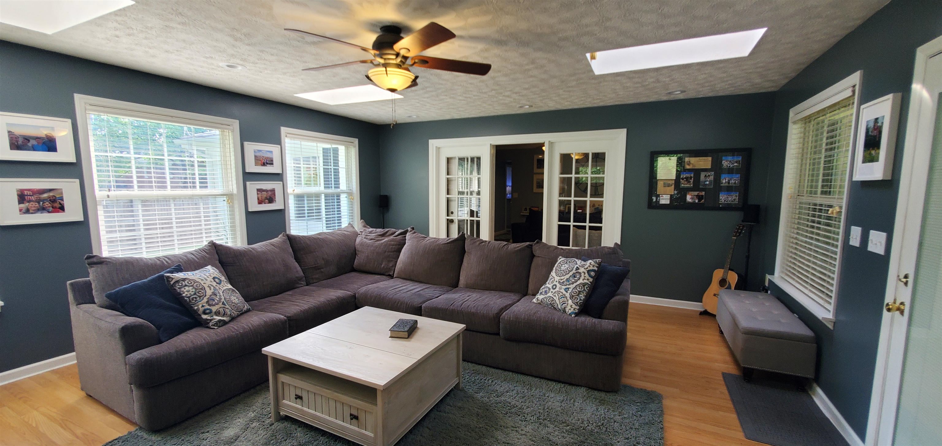 1003 Regis Street