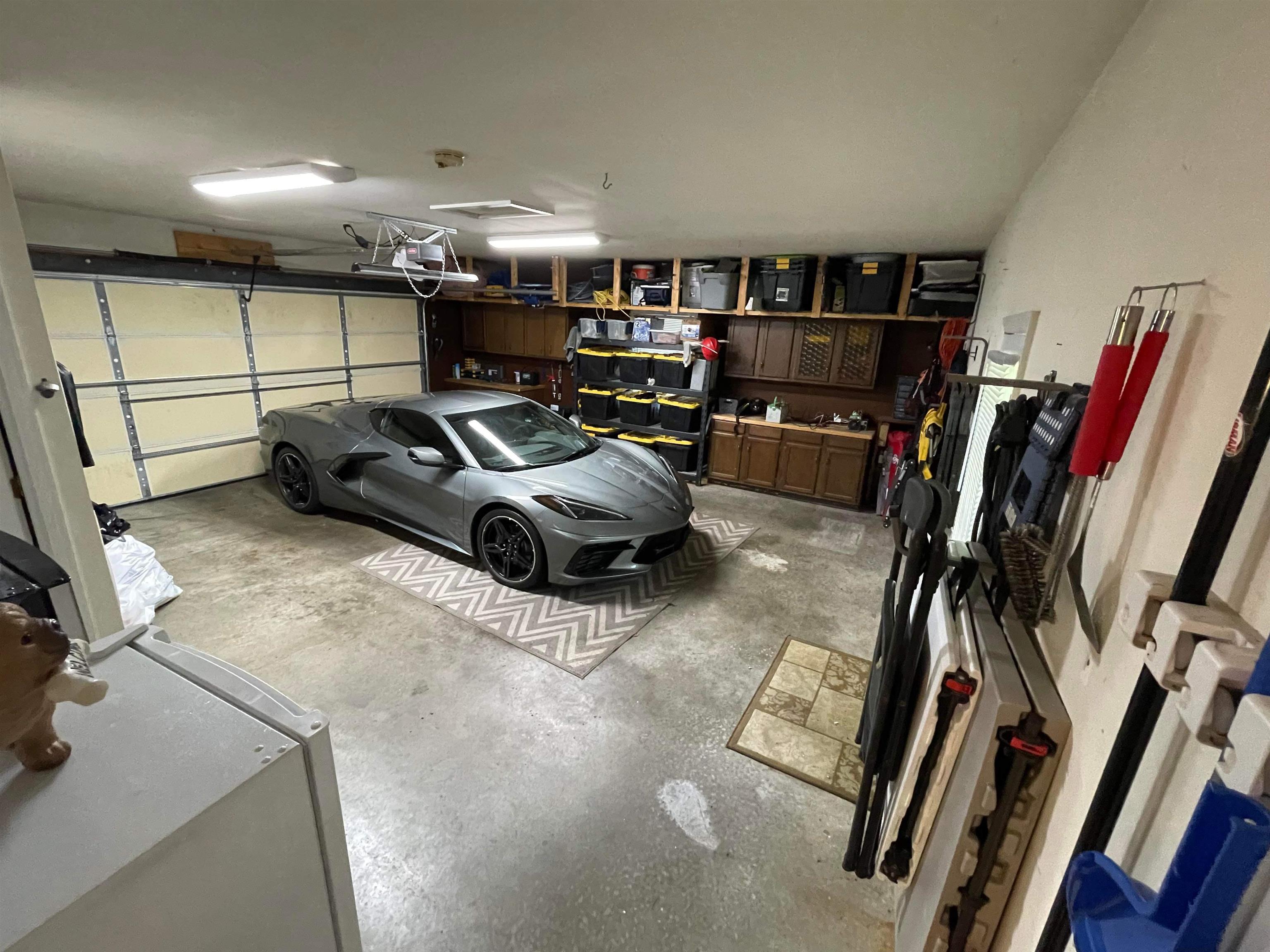1003 Regis Street