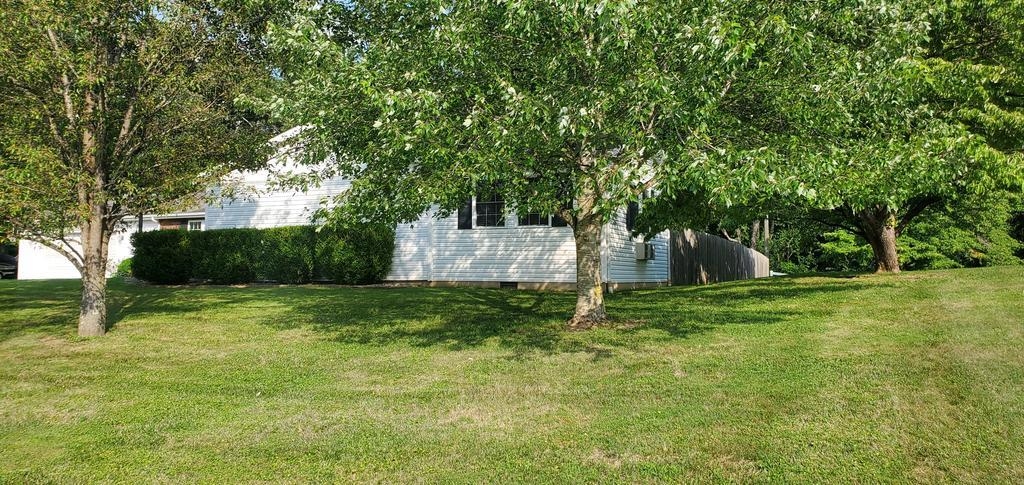 1003 Regis Street