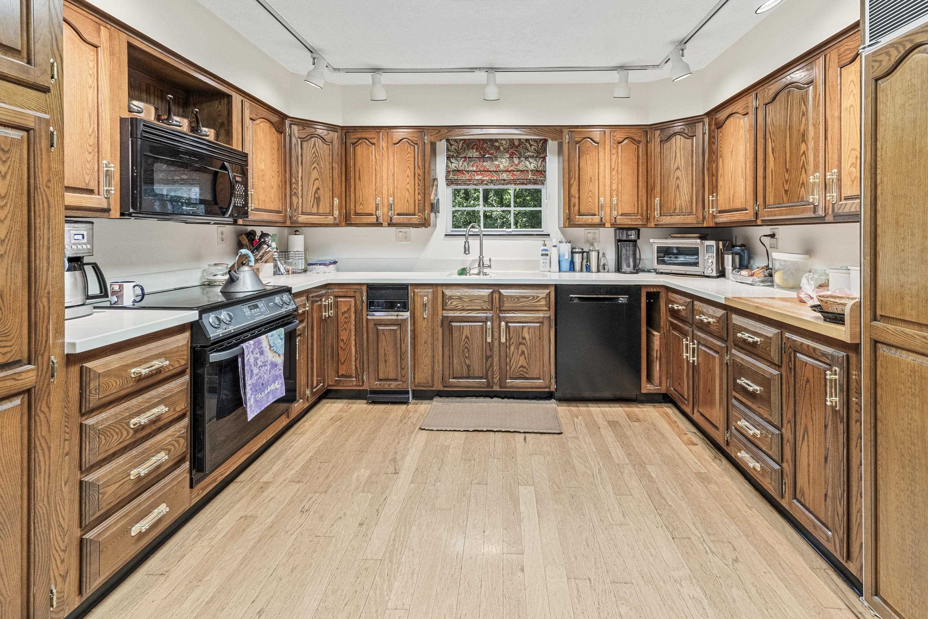 803 W Forestdale Court