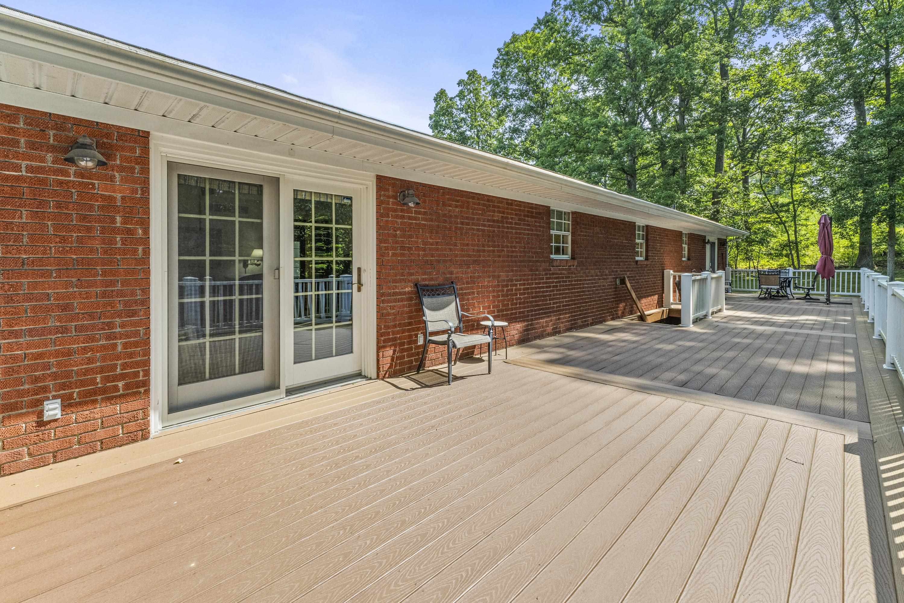 803 W Forestdale Court