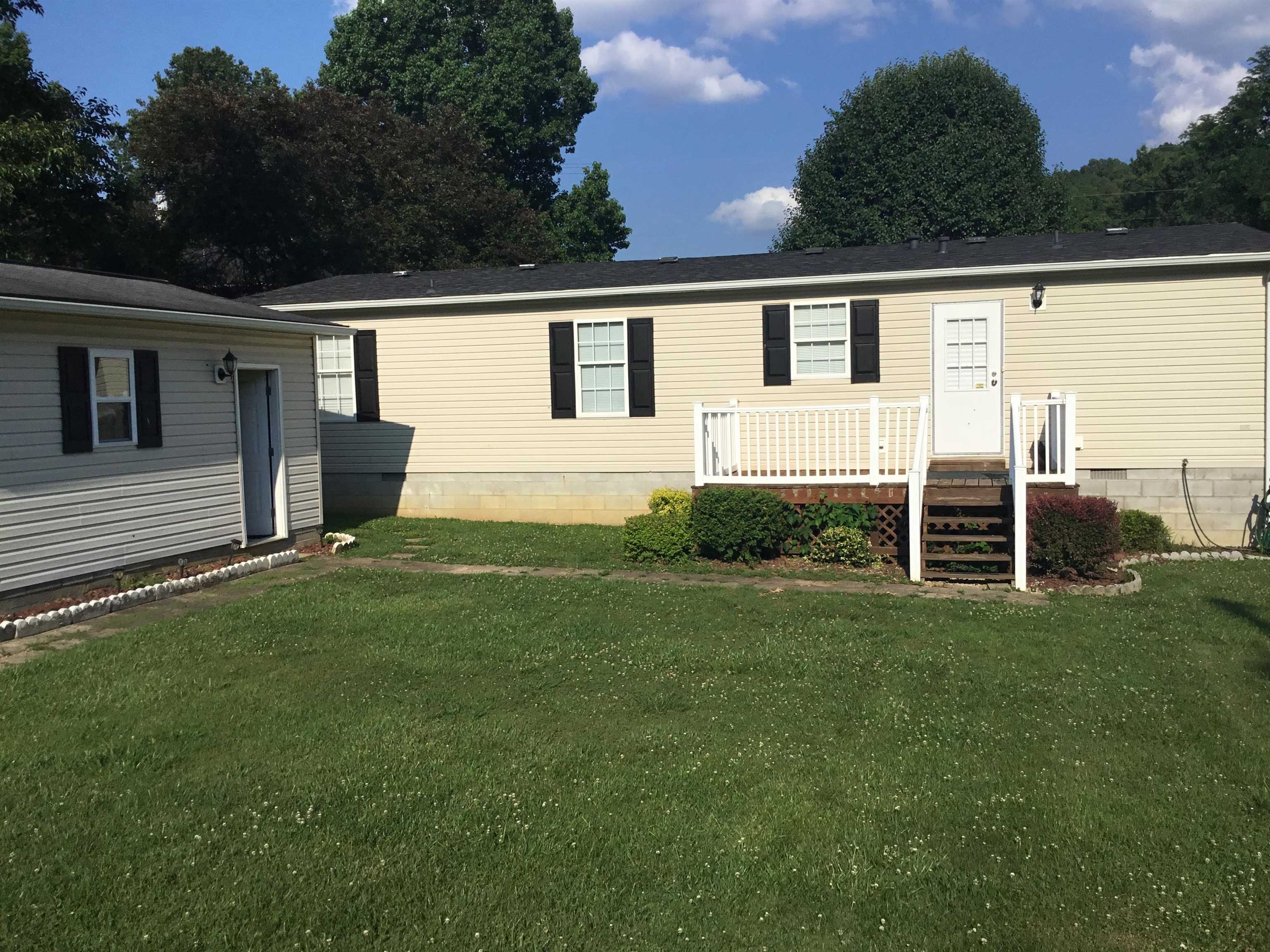 87 Plum Grove