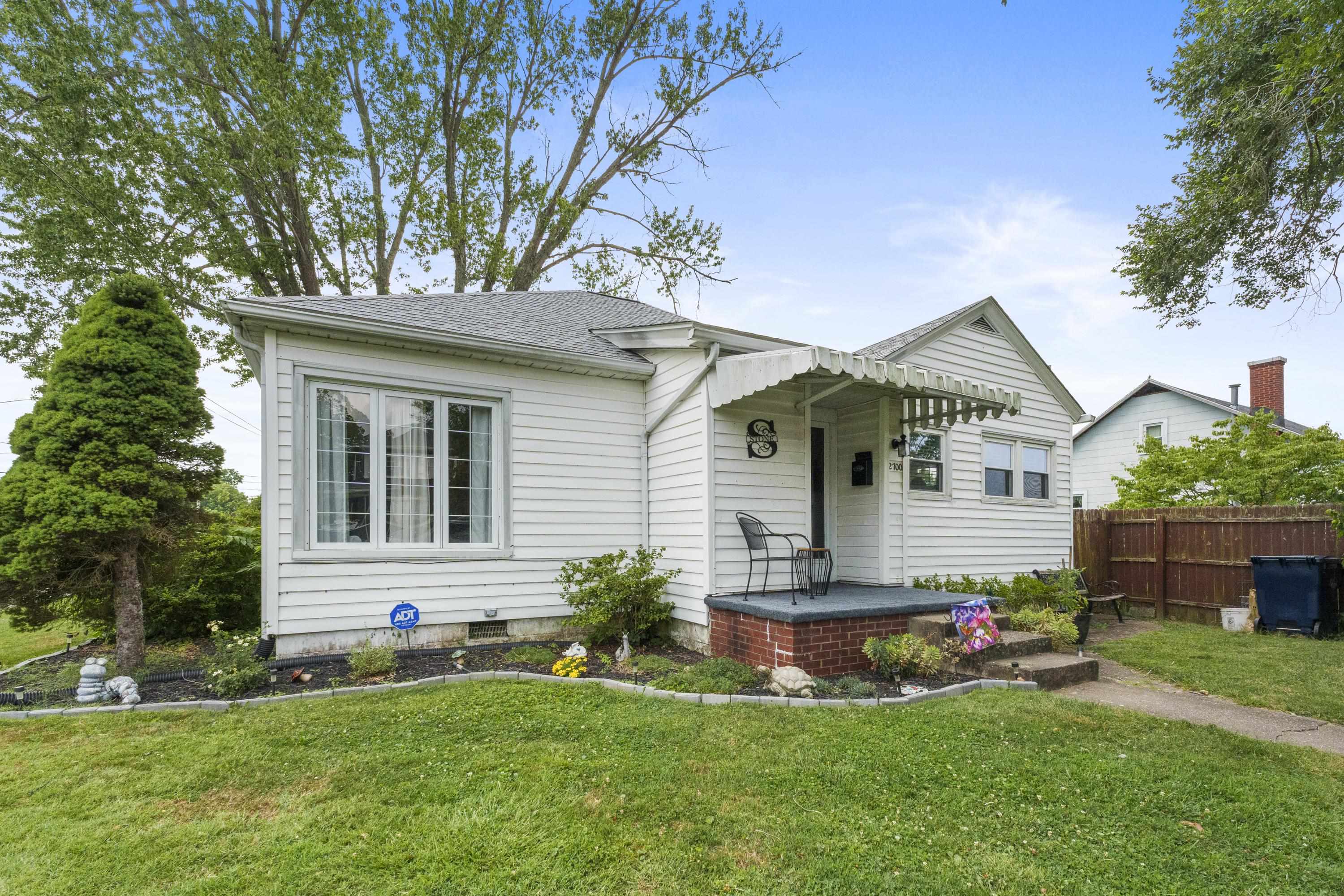 2700 Adams Avenue