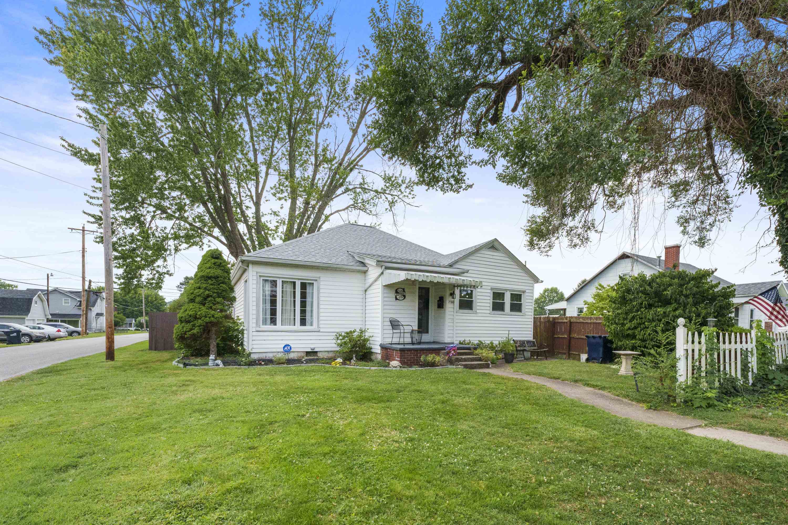 2700 Adams Avenue