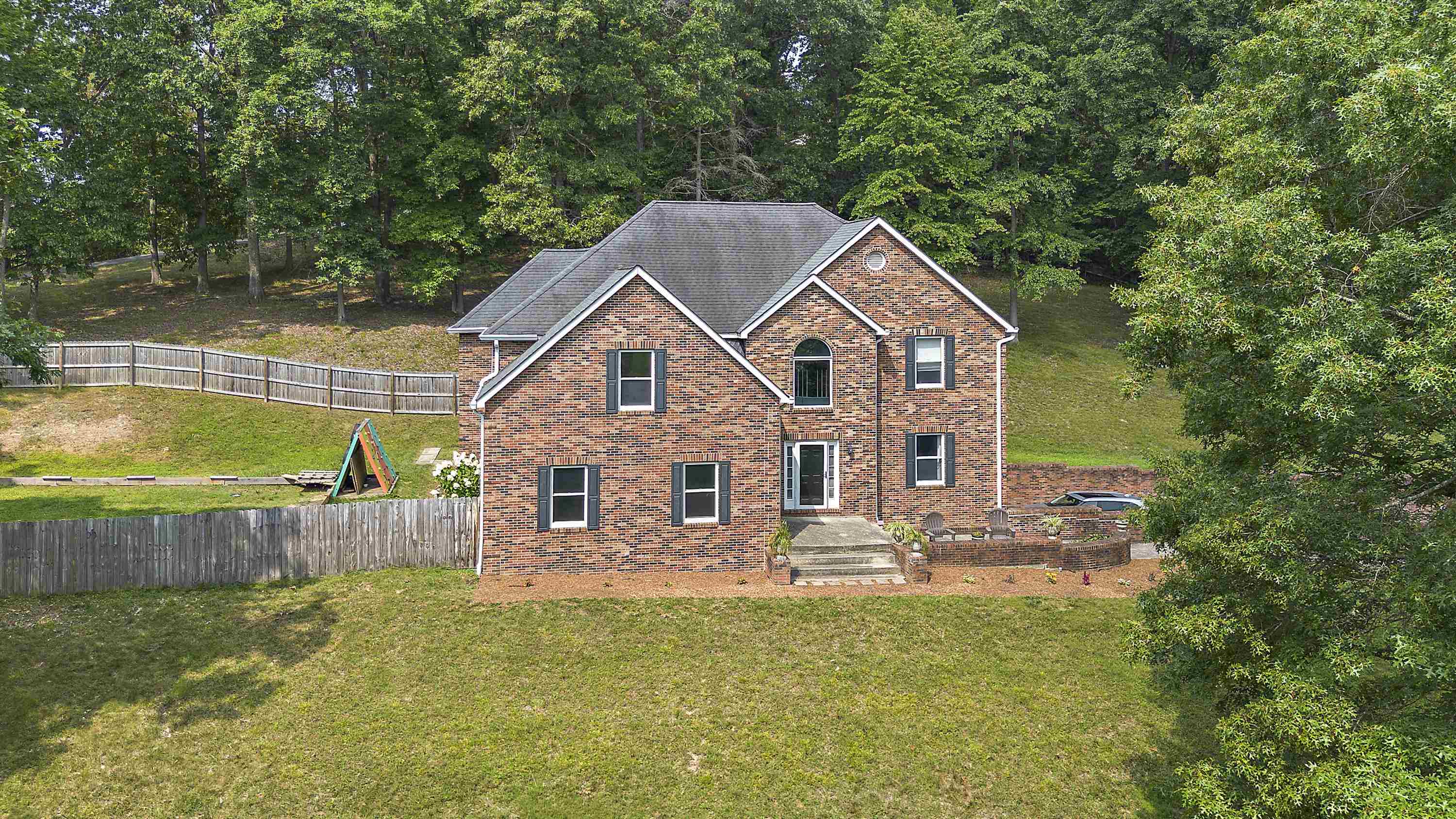 2542 Foxhunters Road