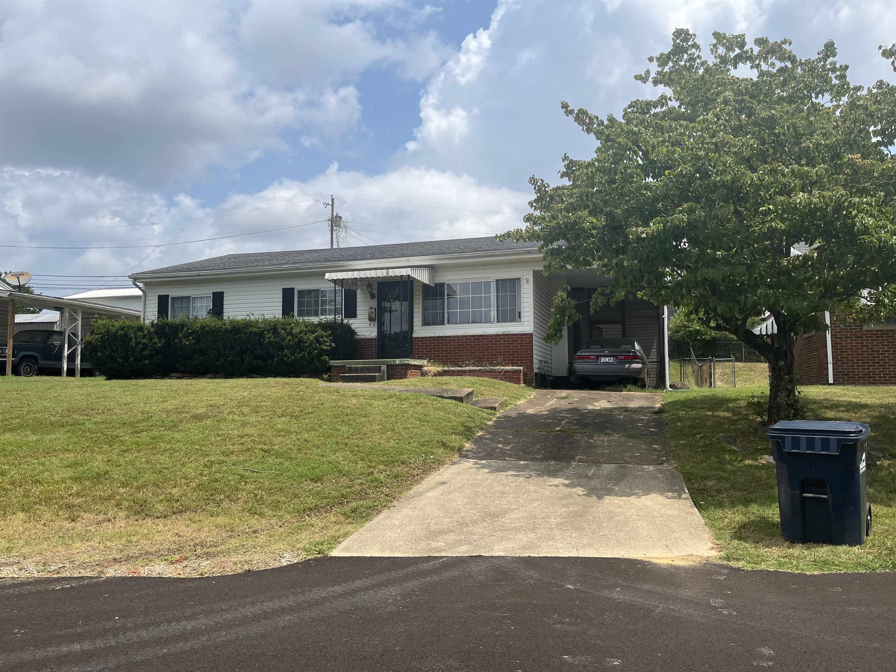 4411 Southview Road