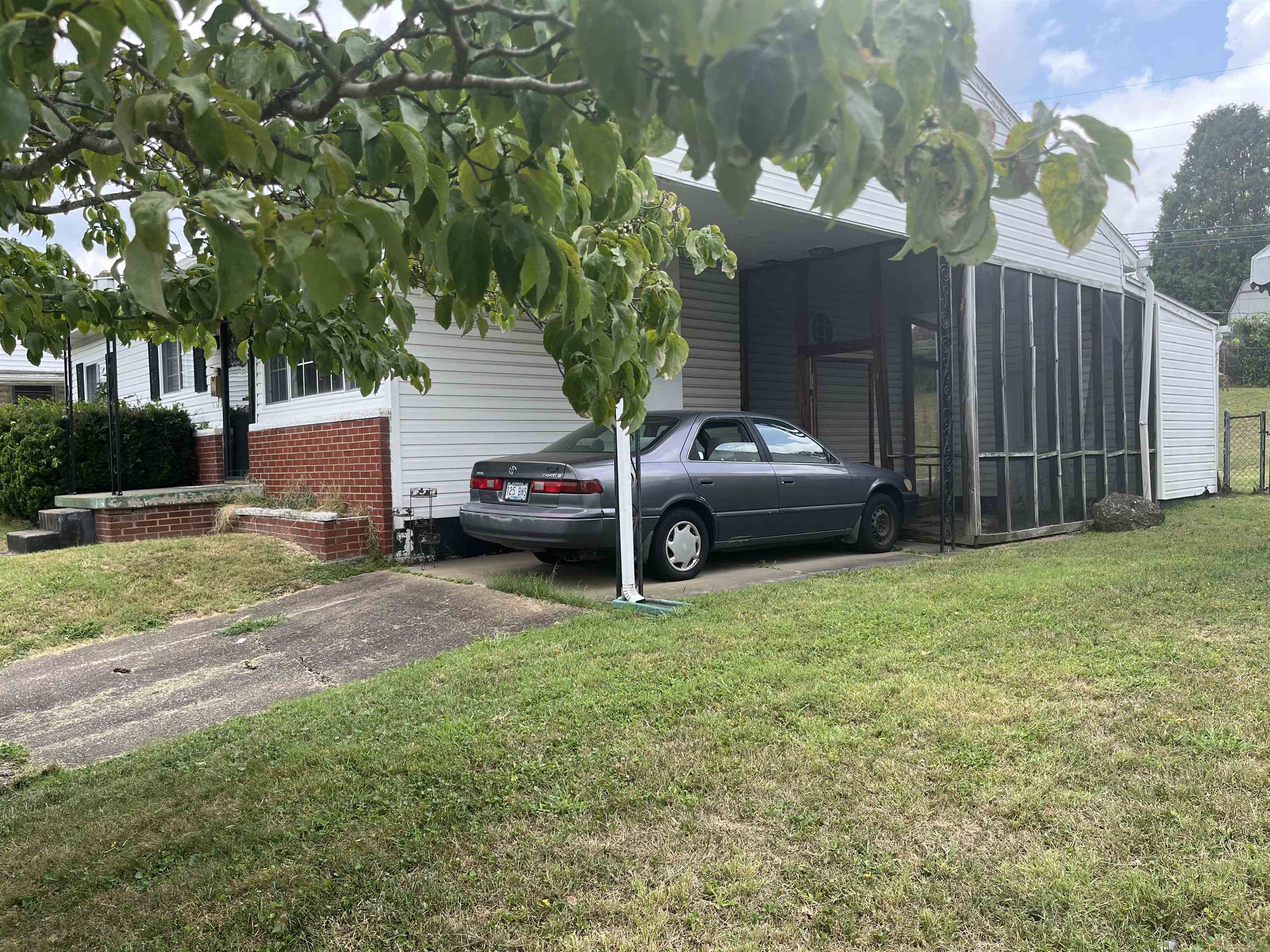 4411 Southview Road