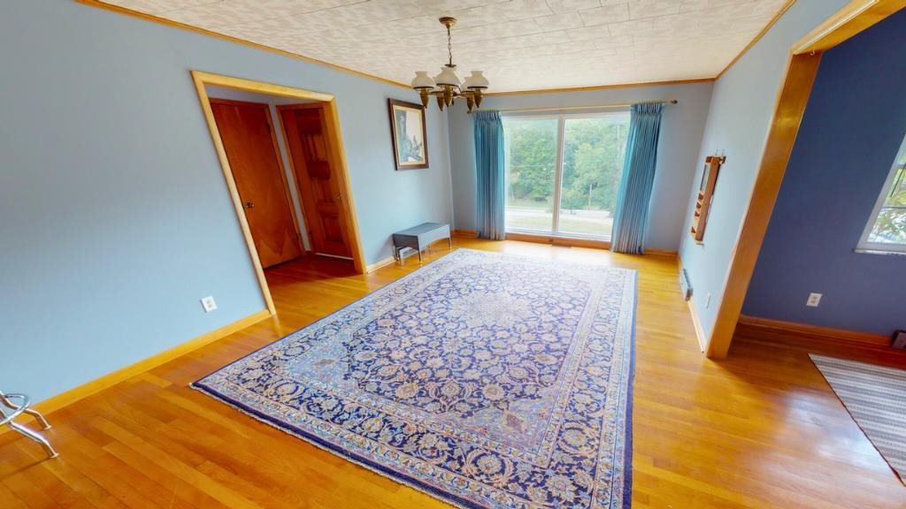 621 Kenwood Drive
