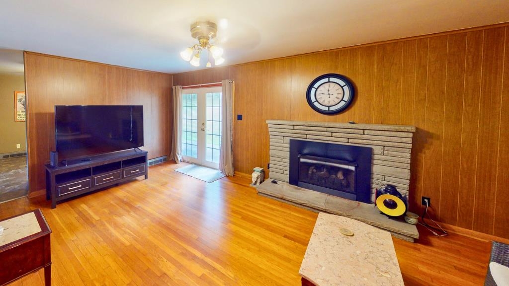 621 Kenwood Drive