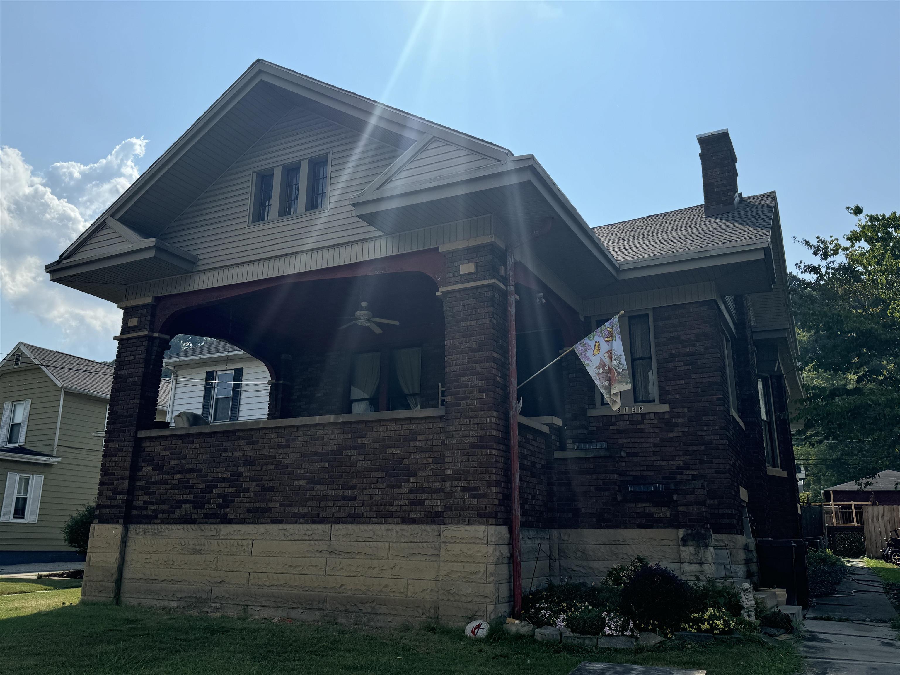 3138 Oakland Avenue