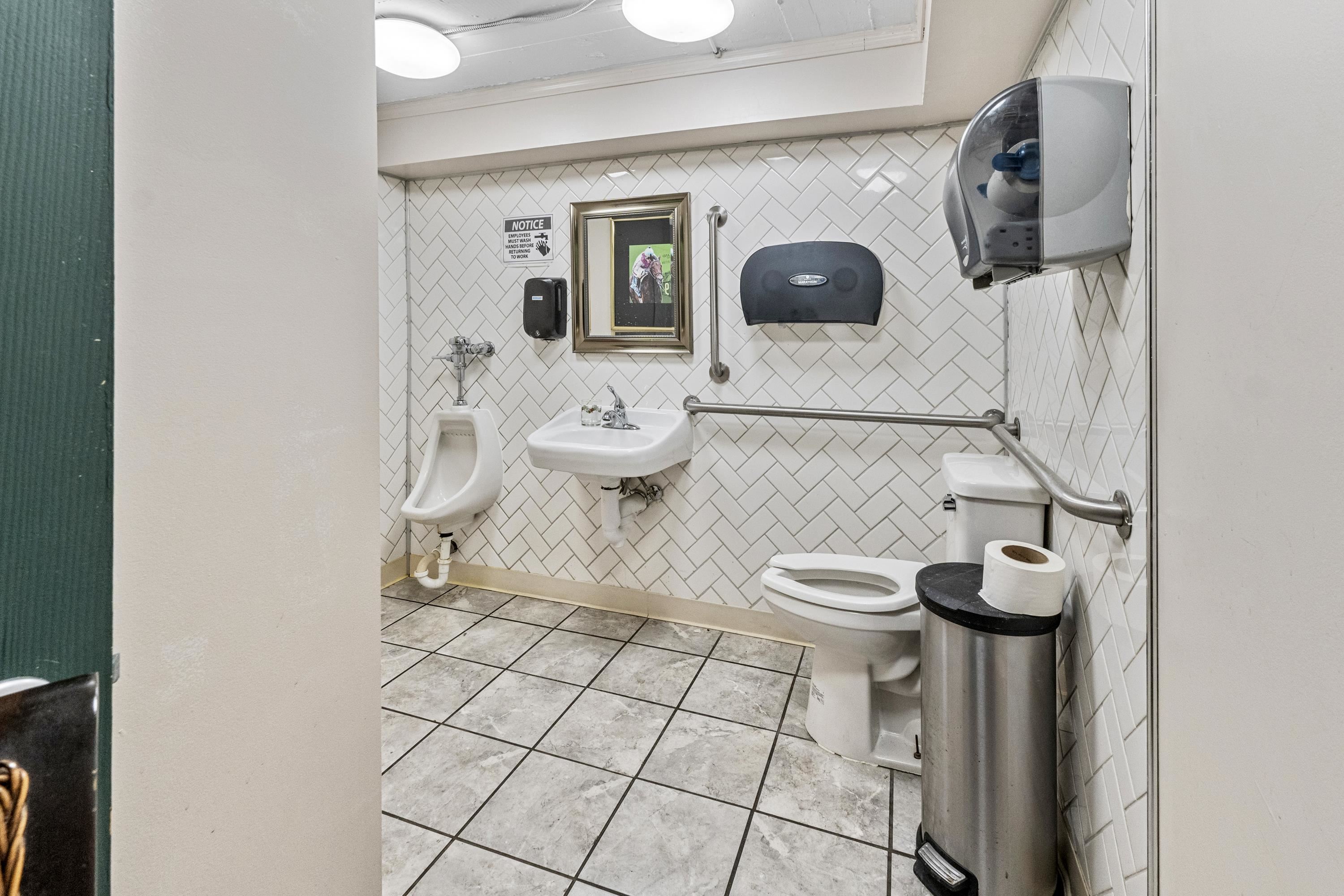 1638 Winchester Ave.