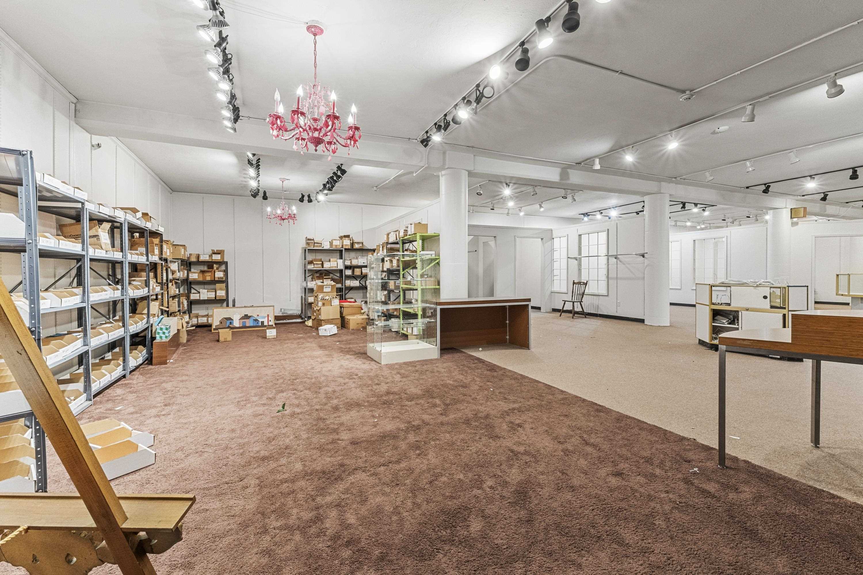1638 Winchester Ave.
