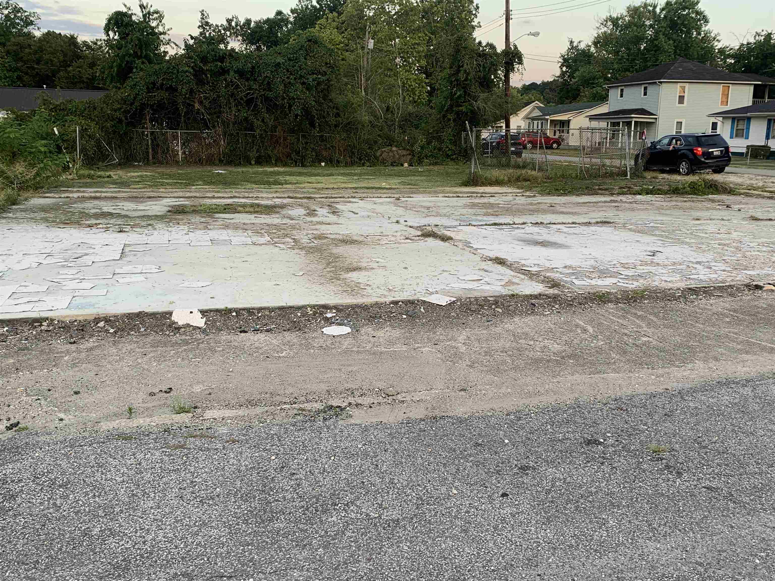 201 Robert & Mary Avenue