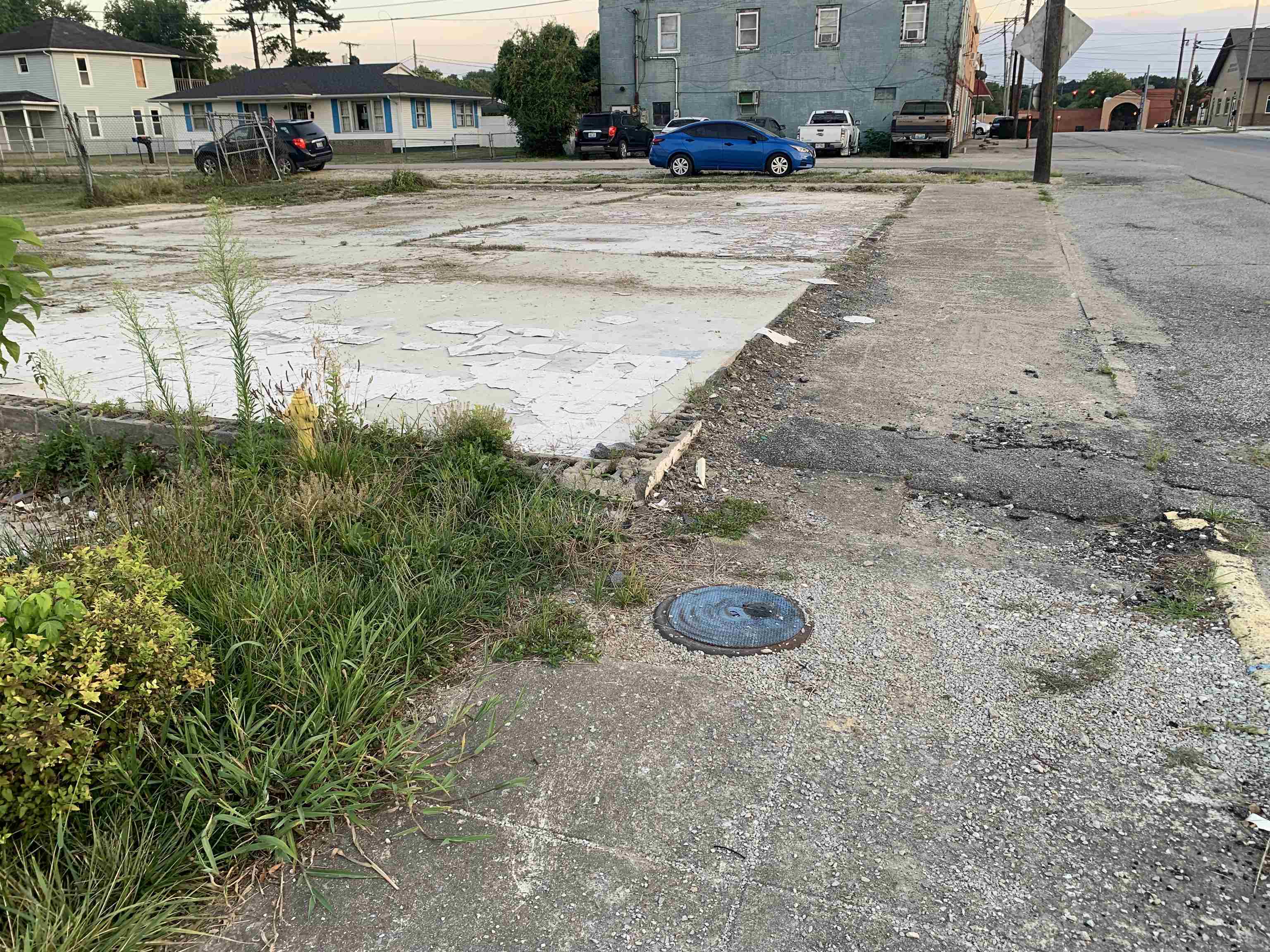 201 Robert & Mary Avenue
