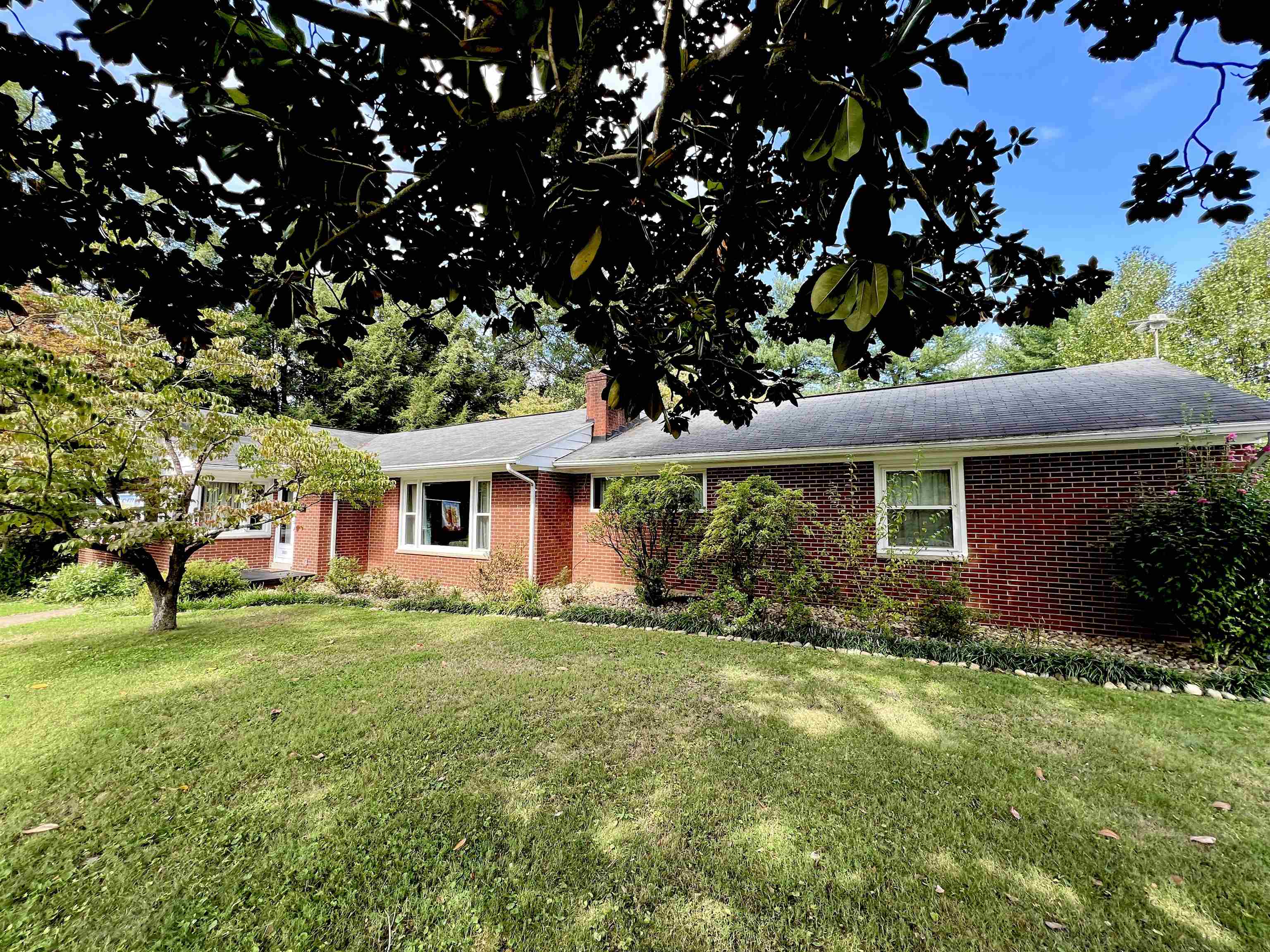 3005 Lucille Street