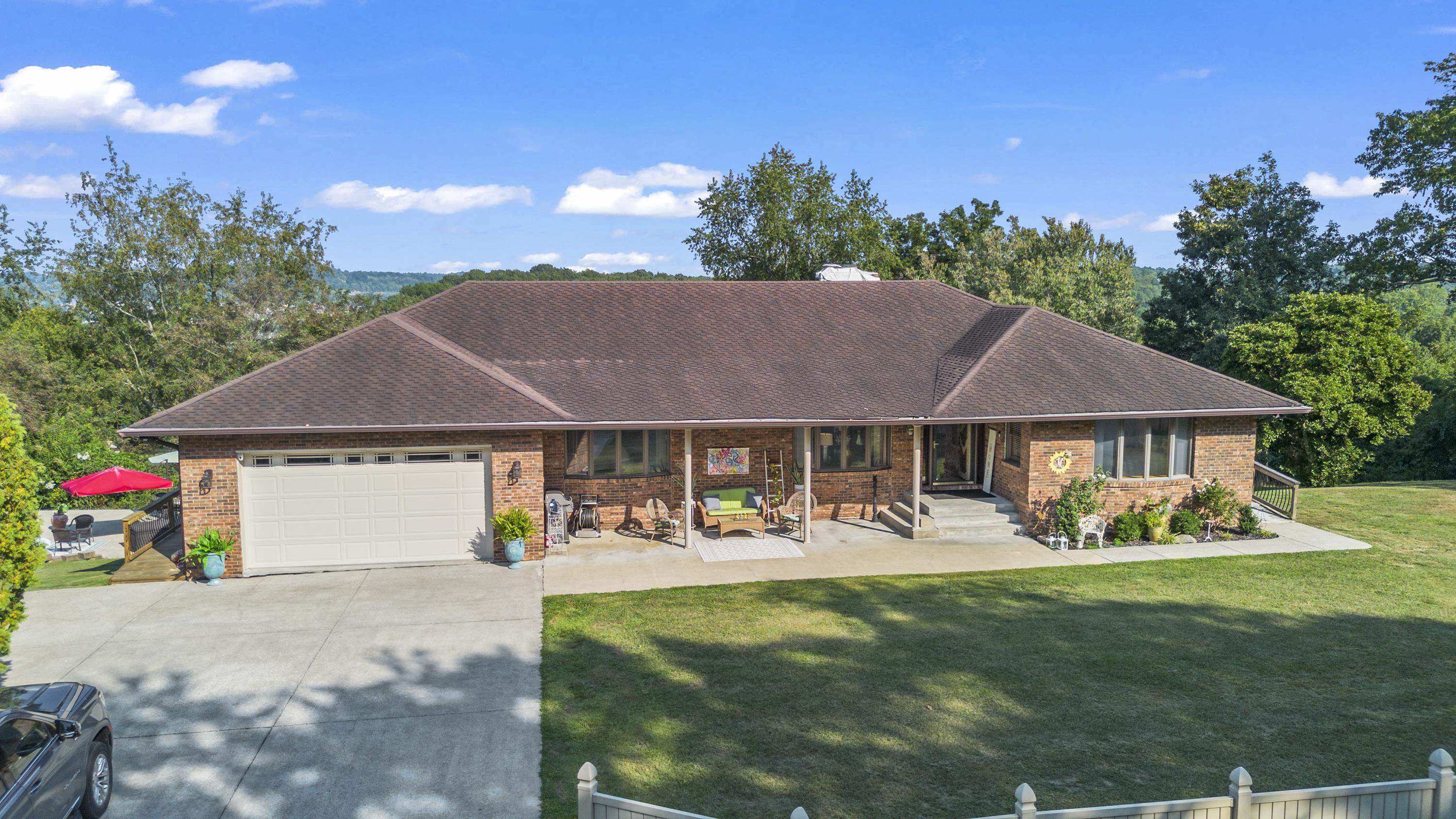 1000 Grandview Drive