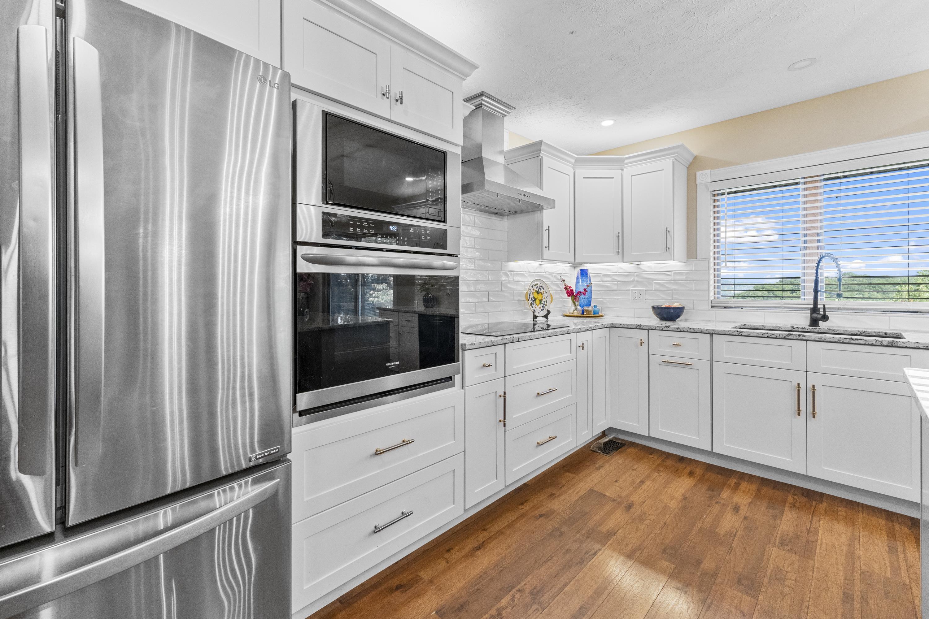 1000 Grandview Drive