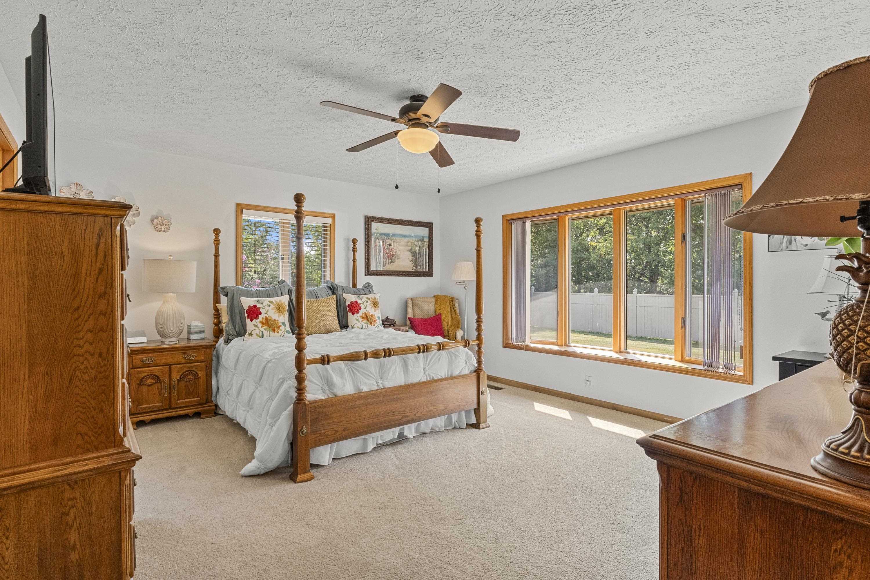 1000 Grandview Drive