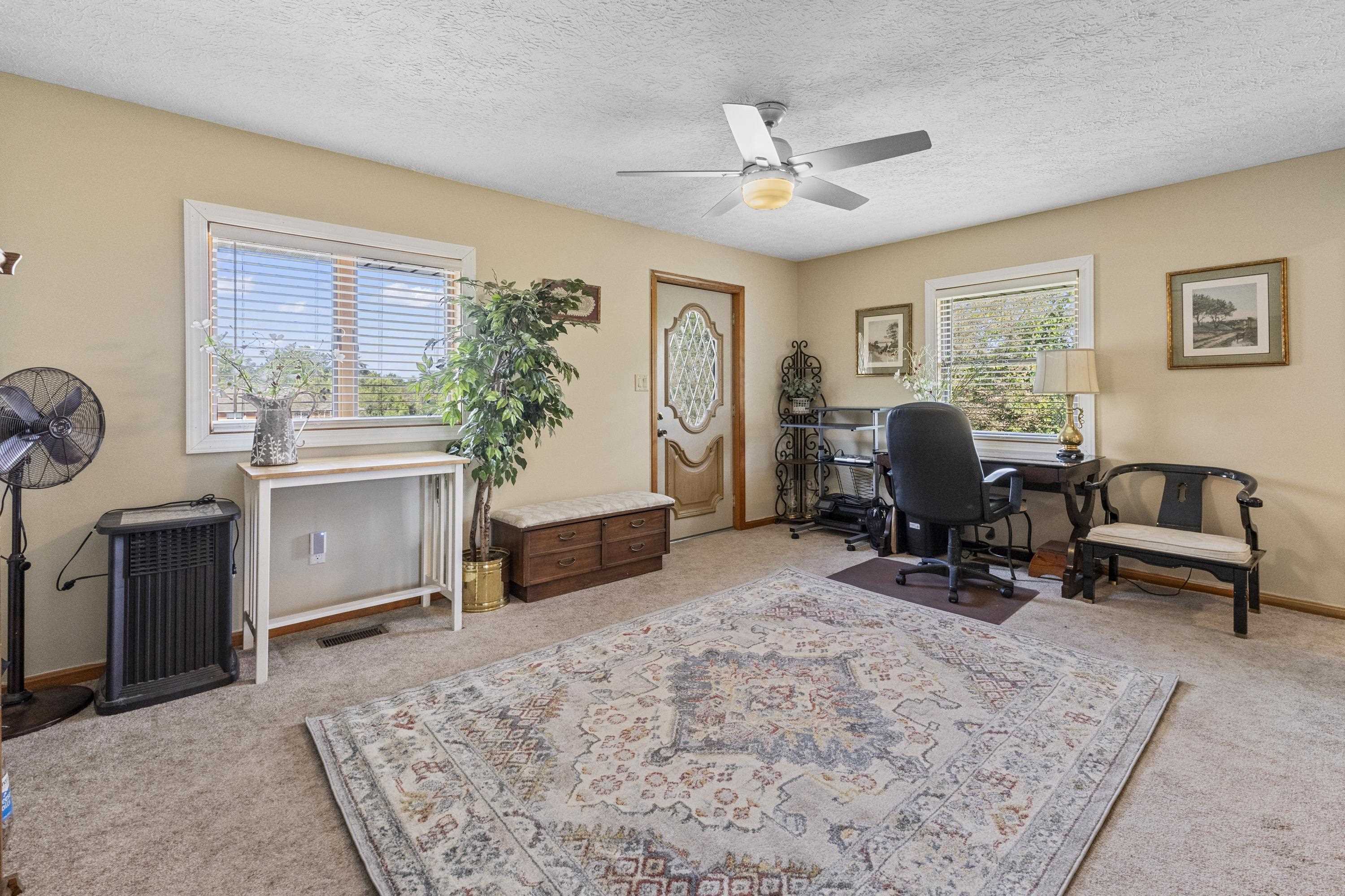1000 Grandview Drive