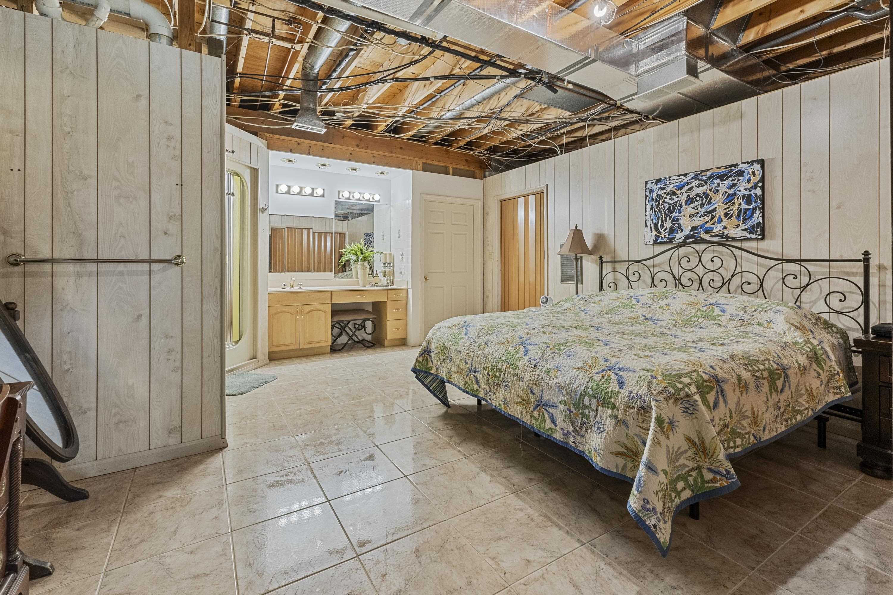 1000 Grandview Drive