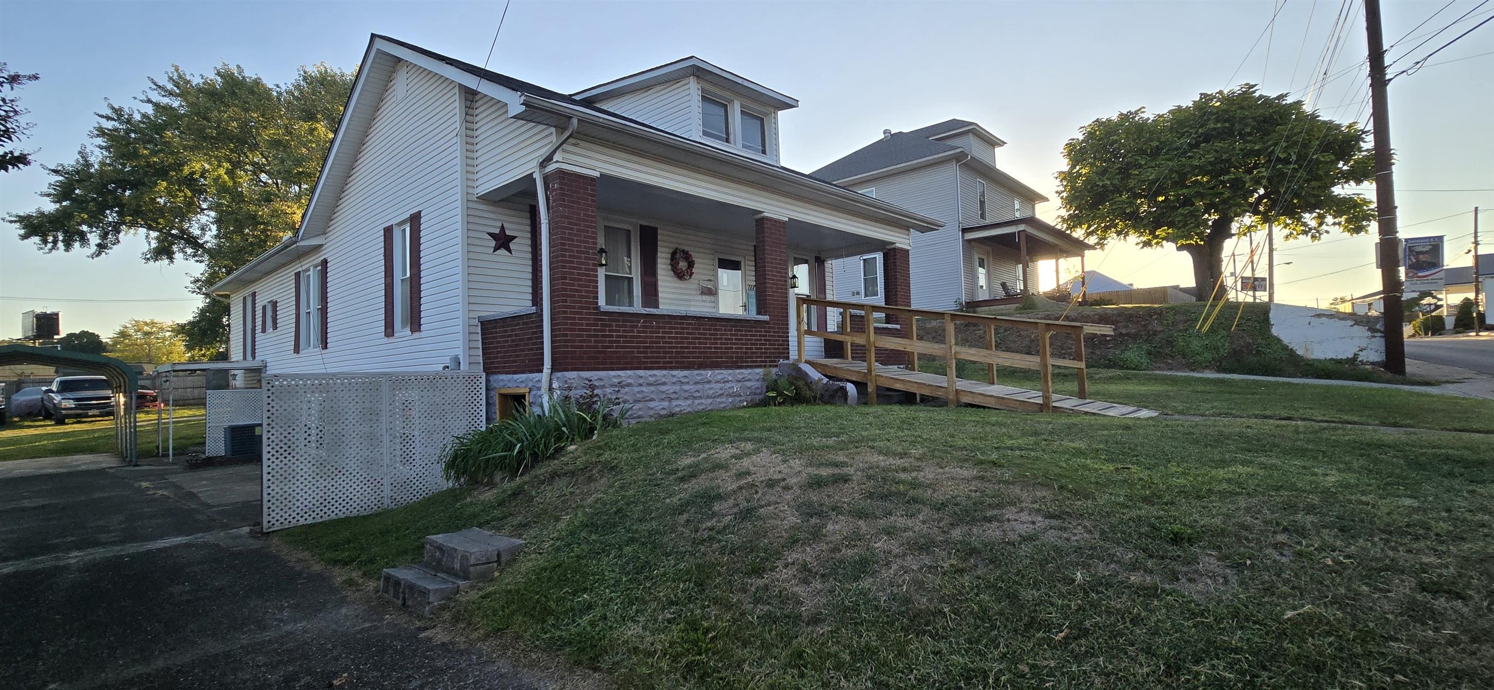 722 Greenup Avenue