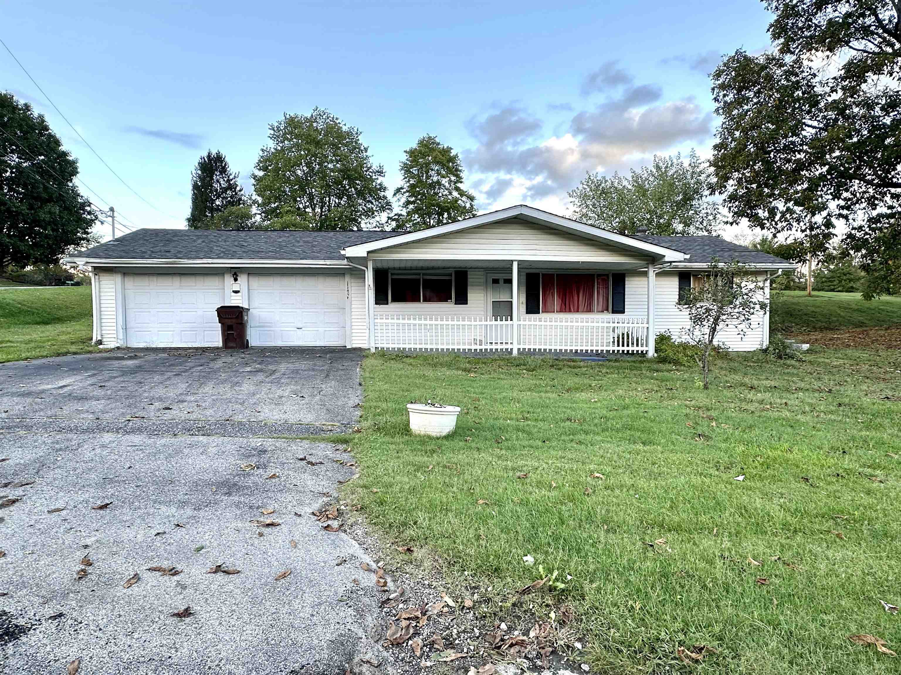 1149 W Dorcliff Heights