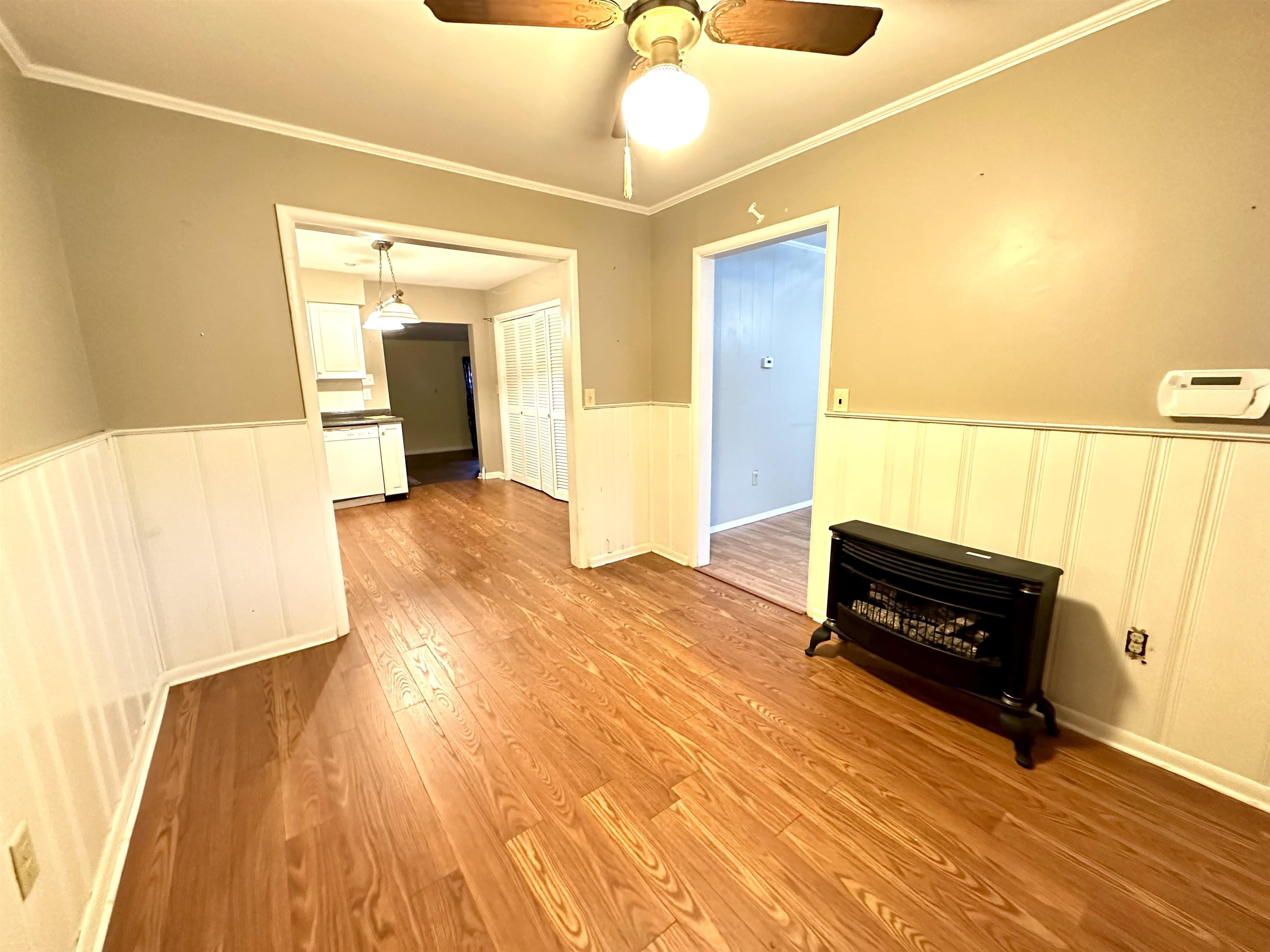 1149 W Dorcliff Heights