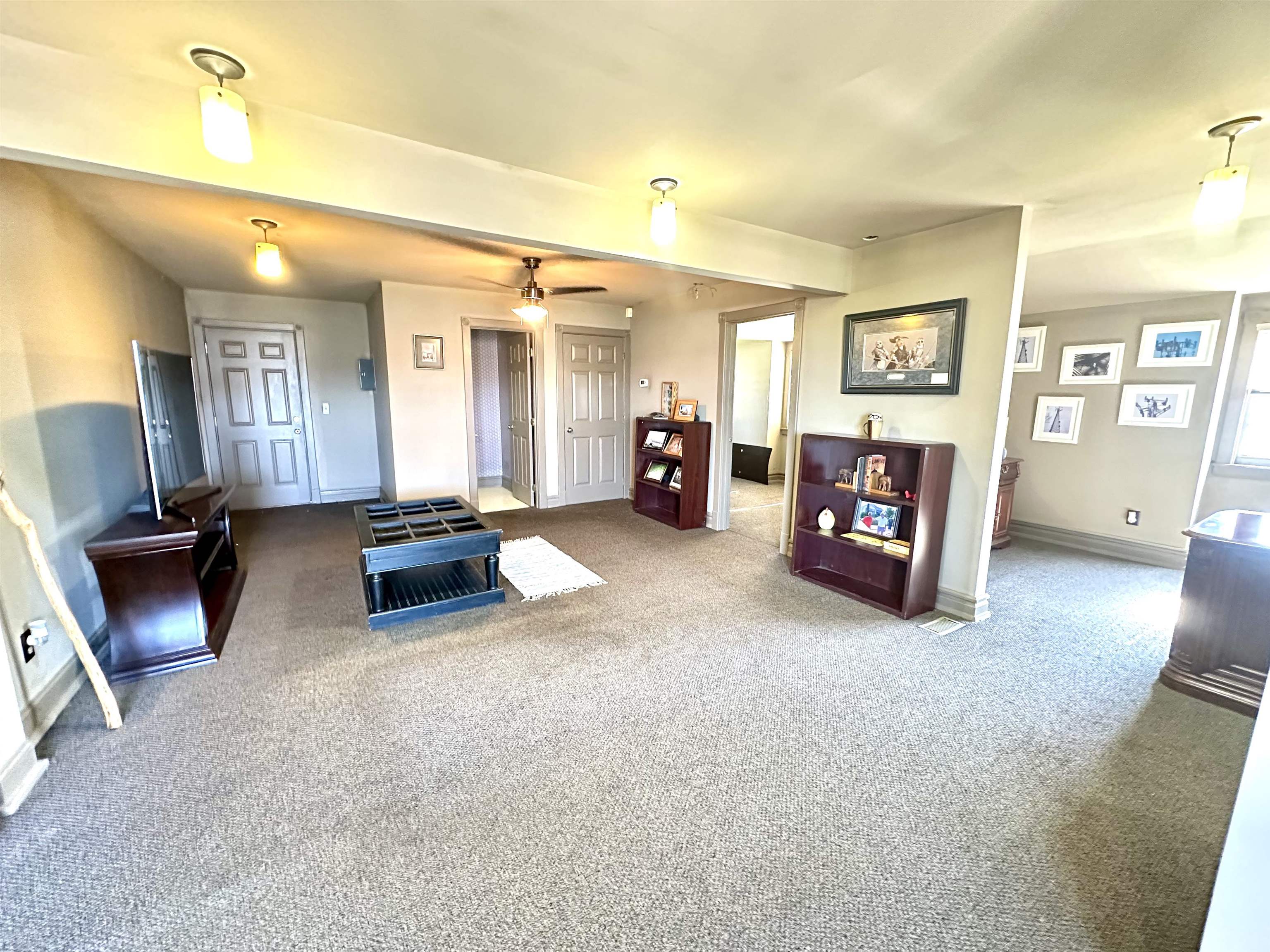 701 Winchester Avenue
