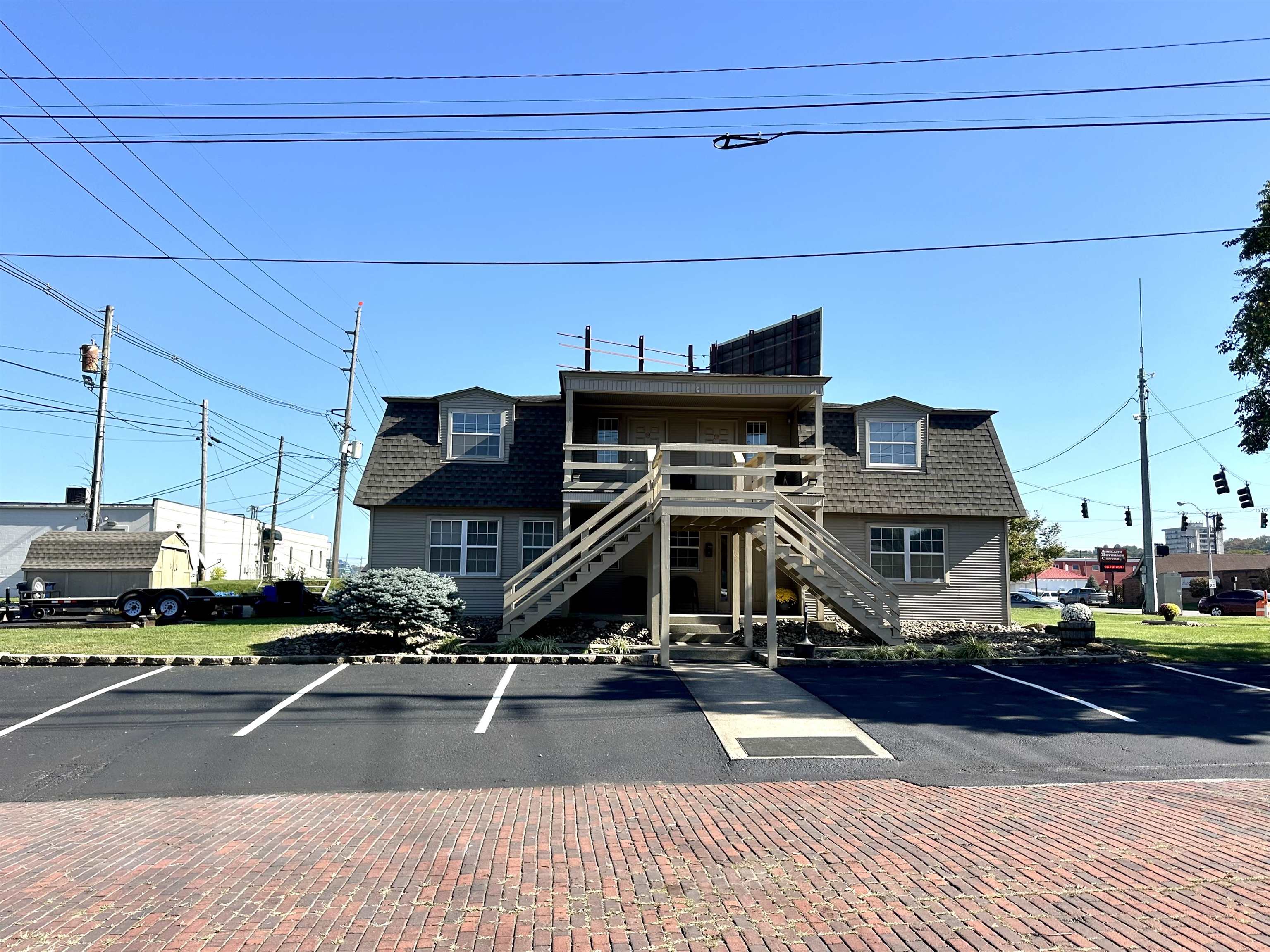 701 Winchester Avenue
