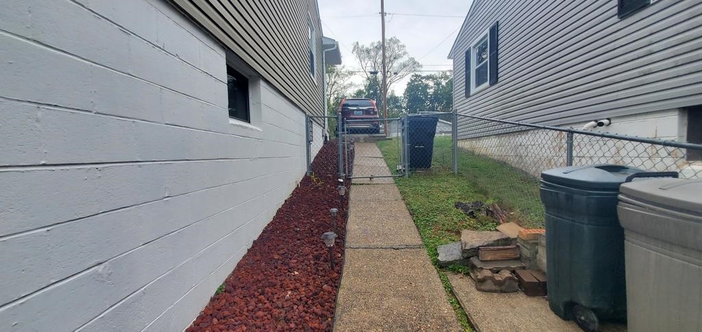 1304 Grandview Drive
