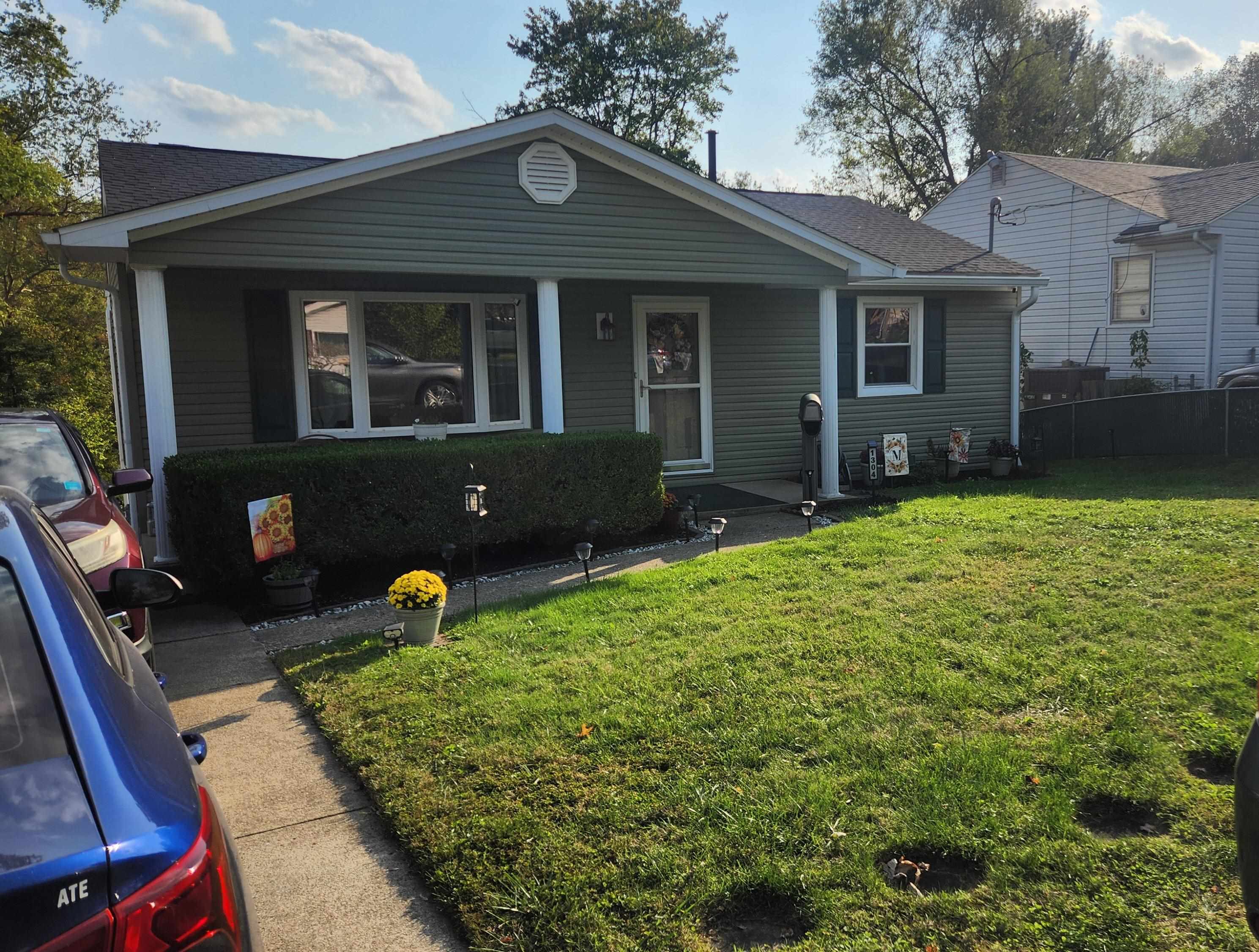 1304 Grandview Drive