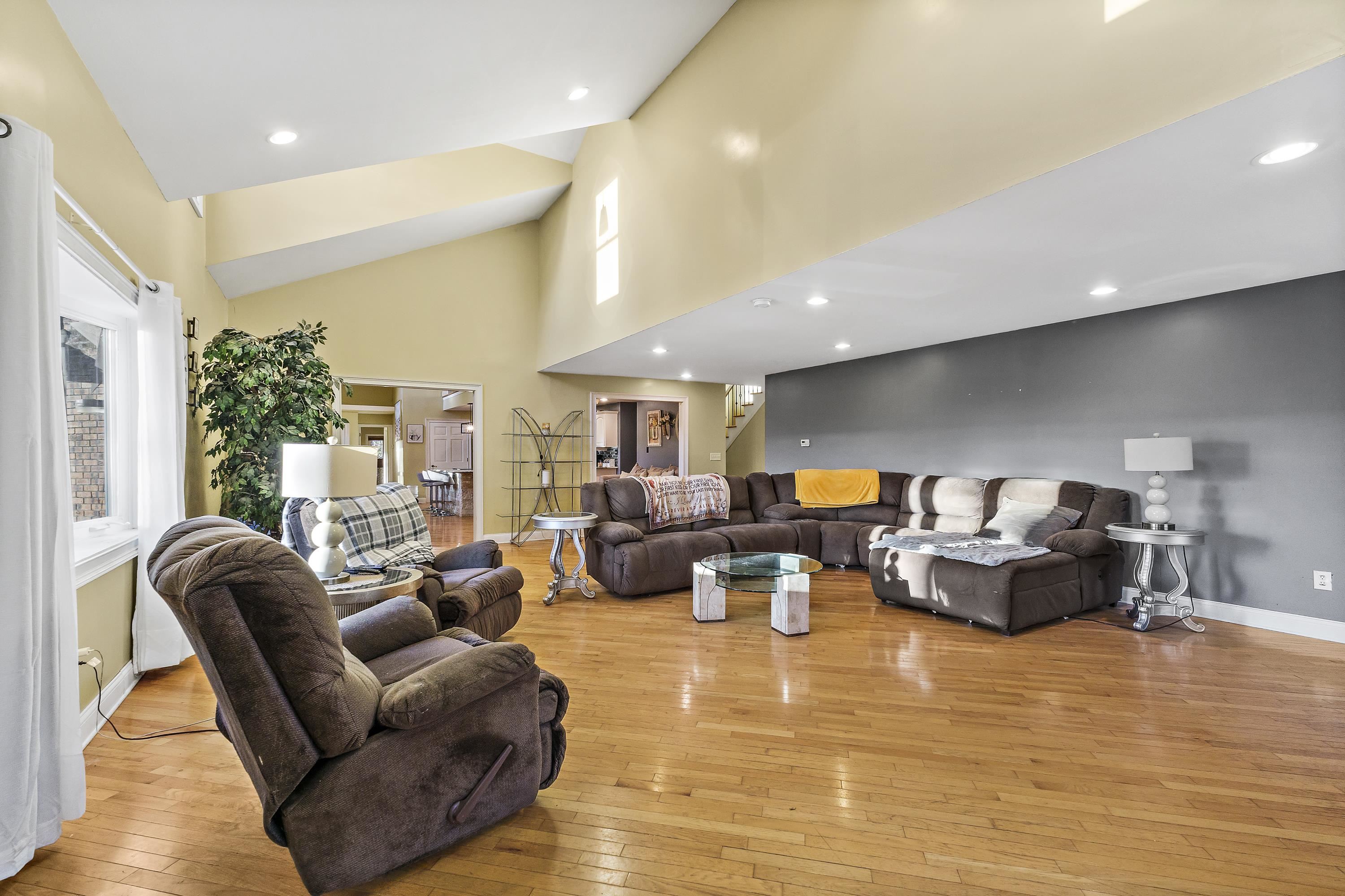 10423 Riekert Drive