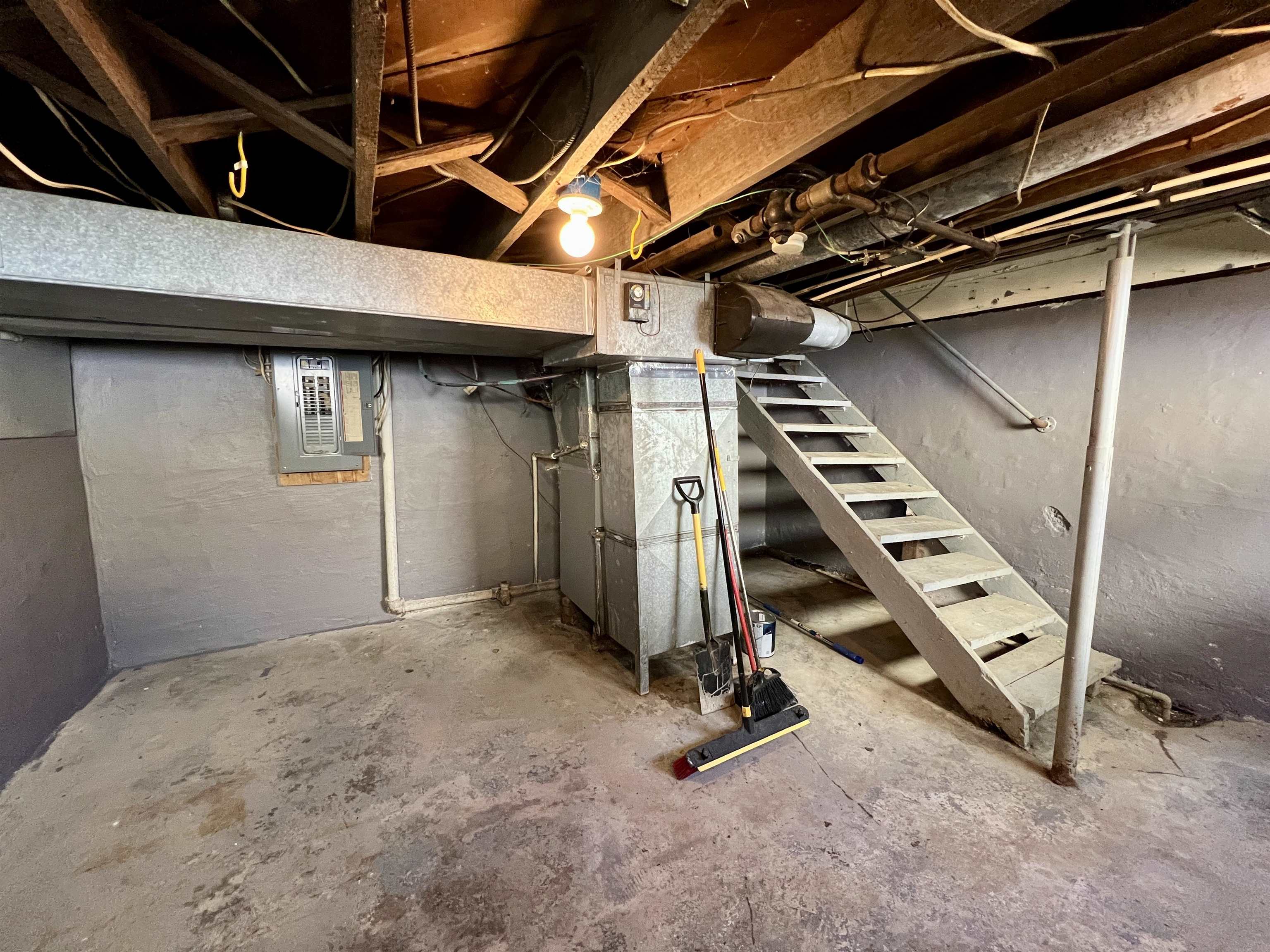 3208 Newman Street