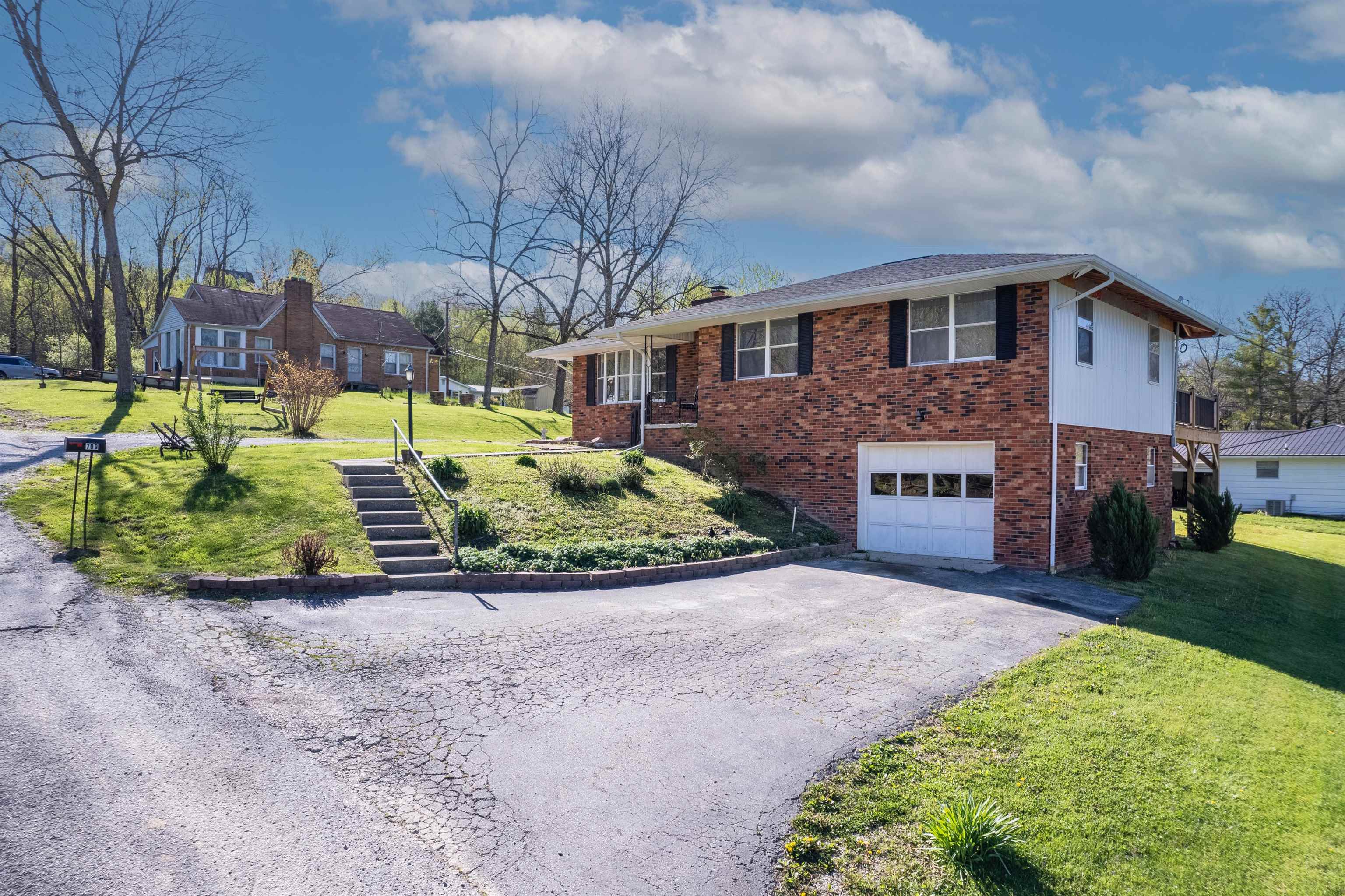 709 Circle Drive