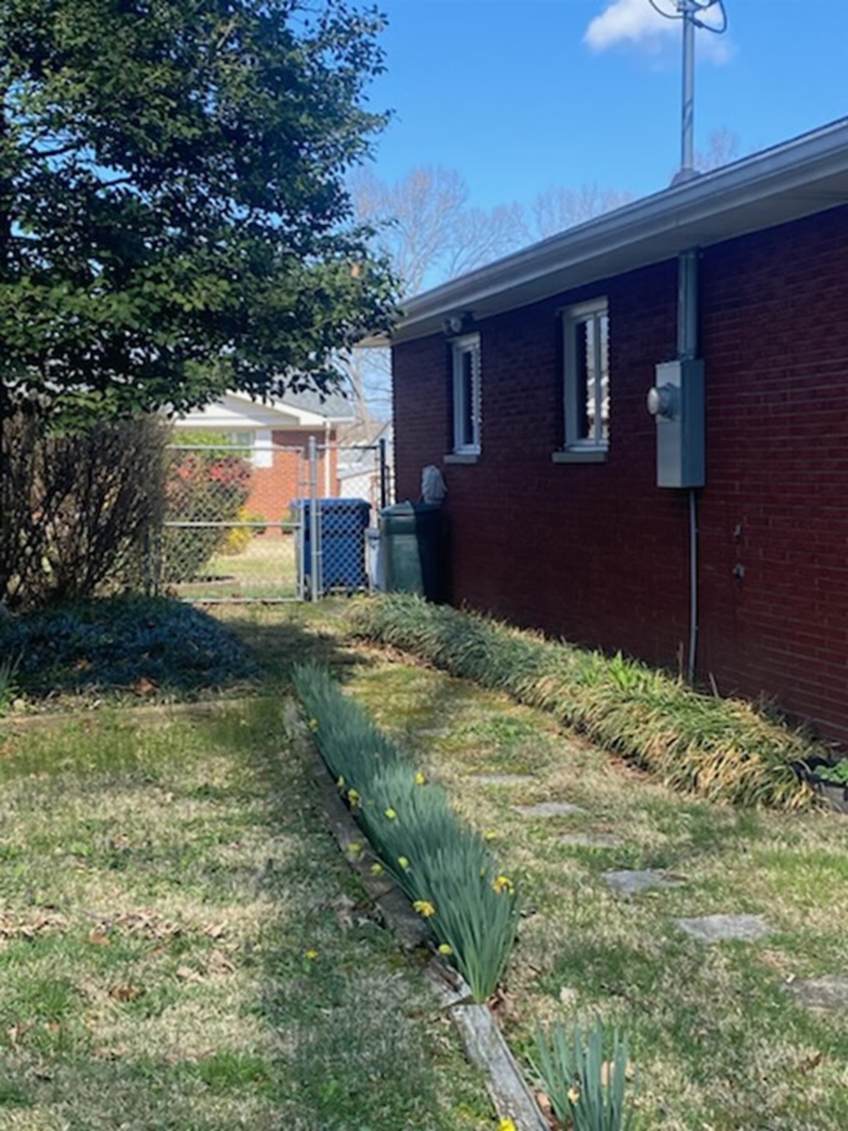 1908 Weymouth Drive