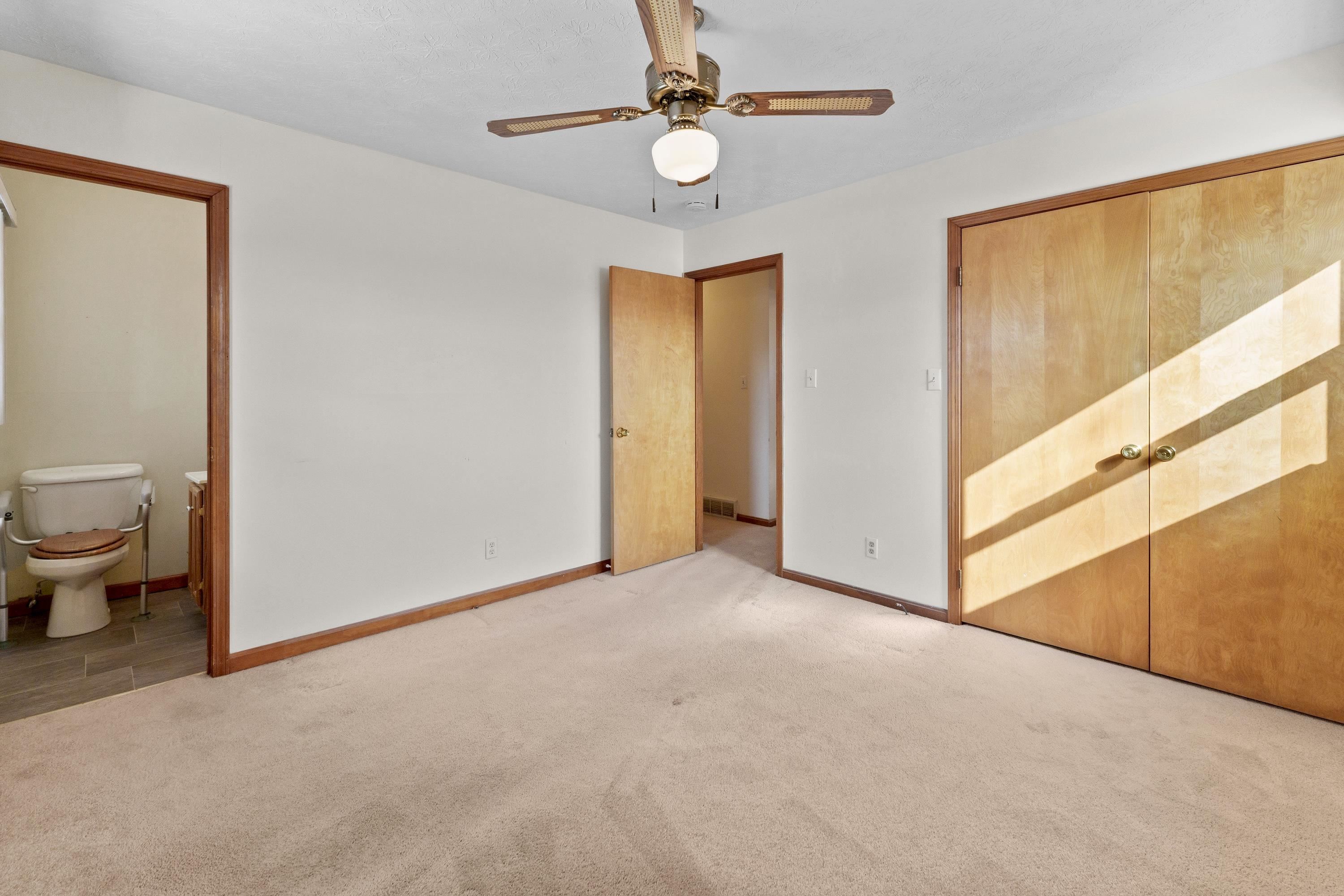 3704 Greenbrier Road