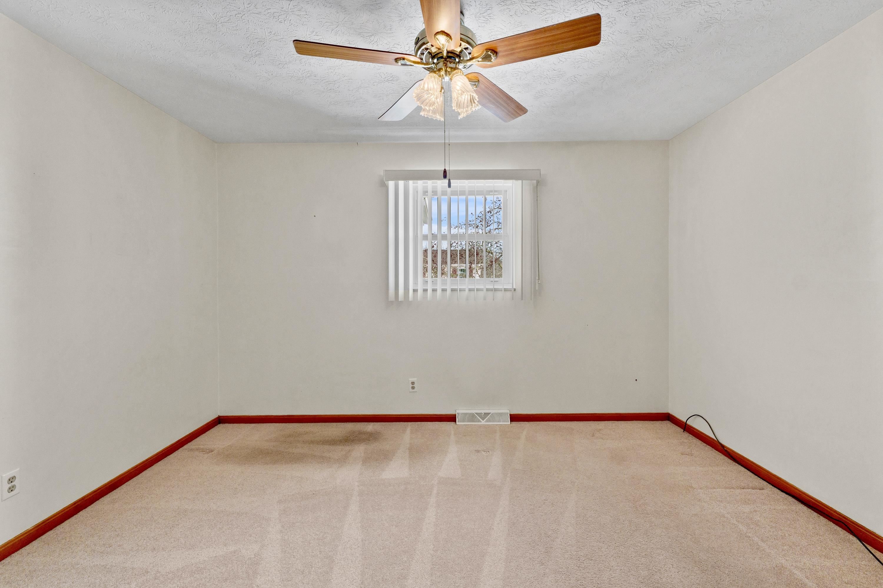 3704 Greenbrier Road