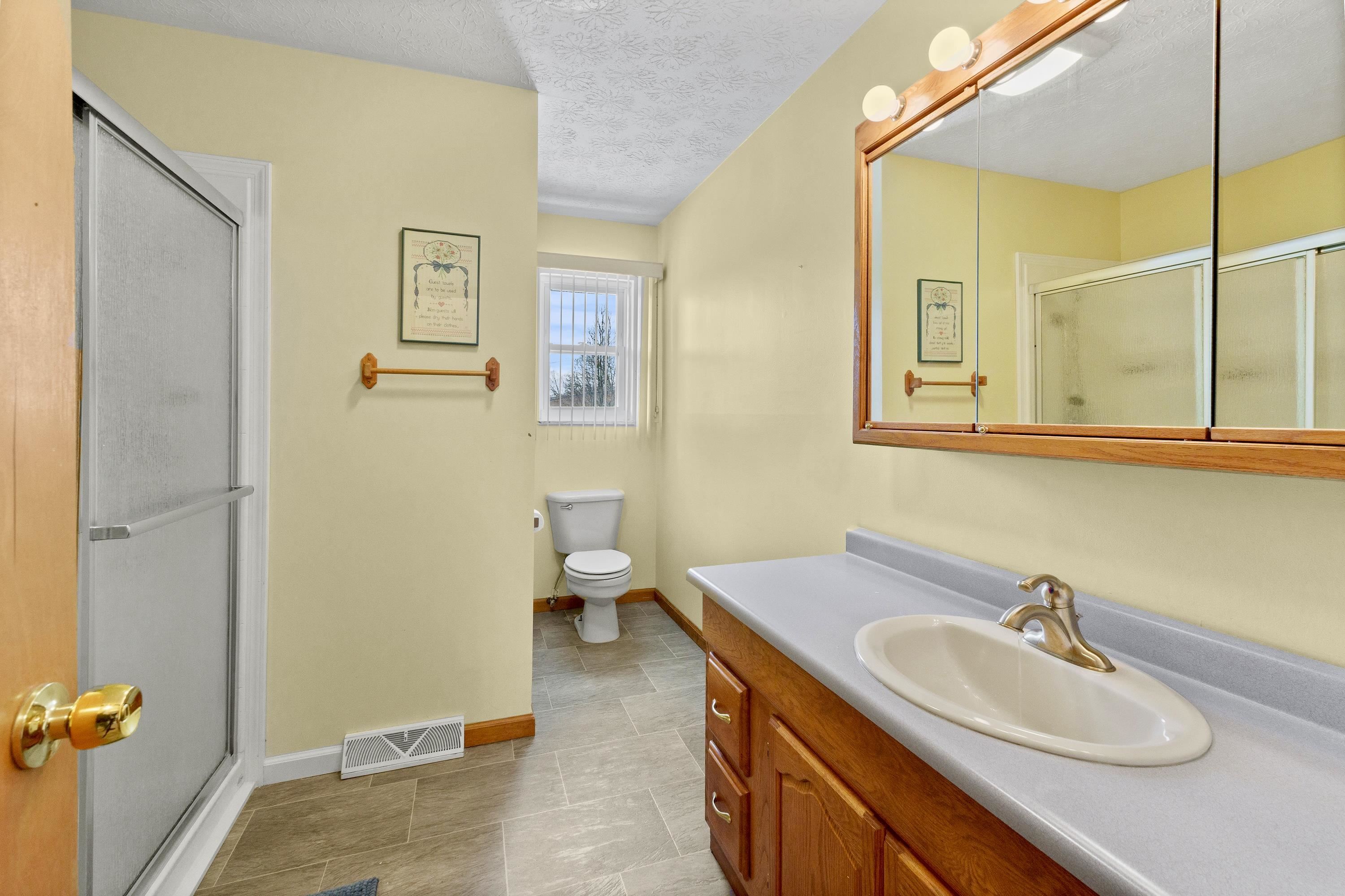 3704 Greenbrier Road