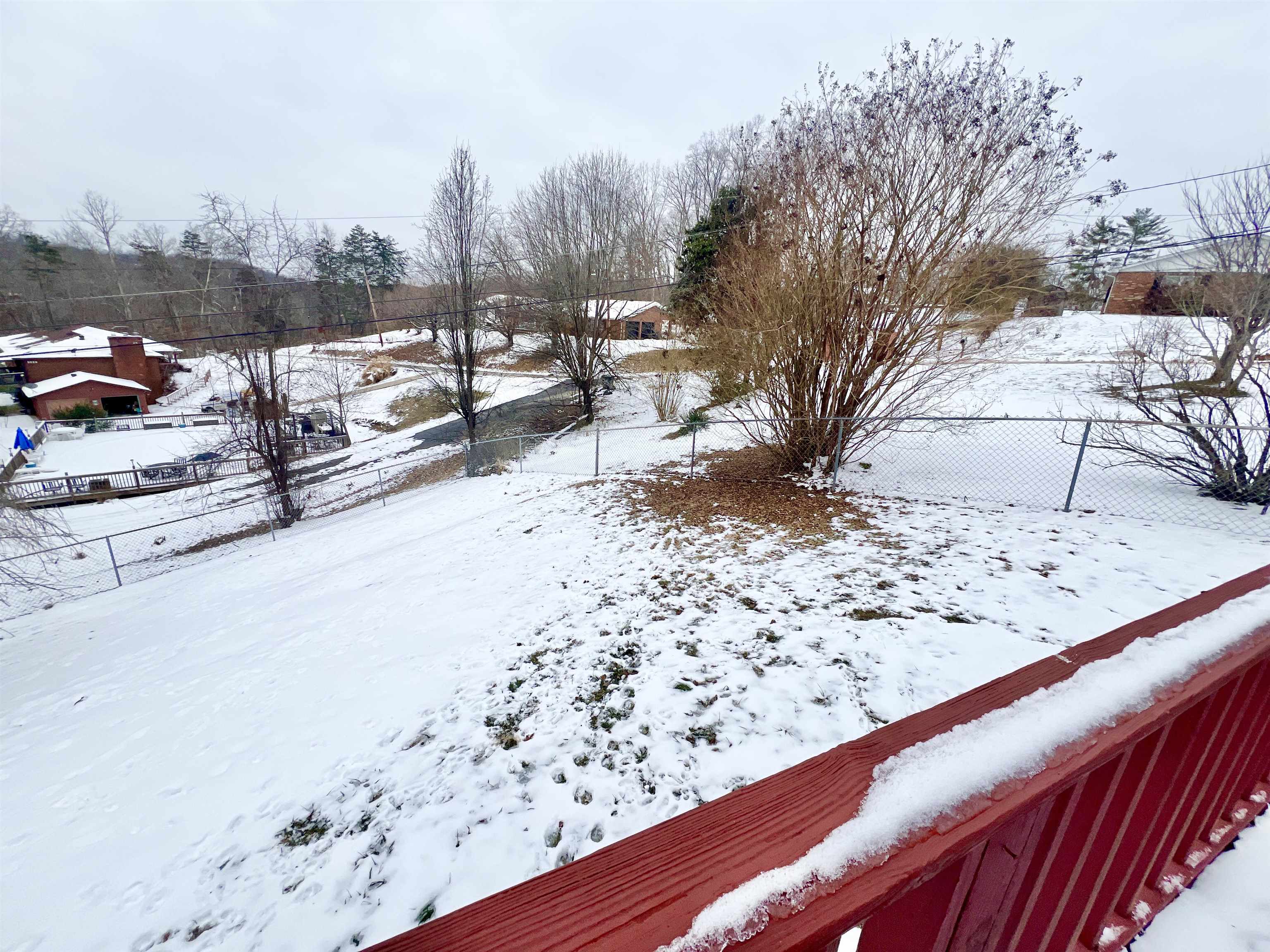 3704 Greenbrier Road