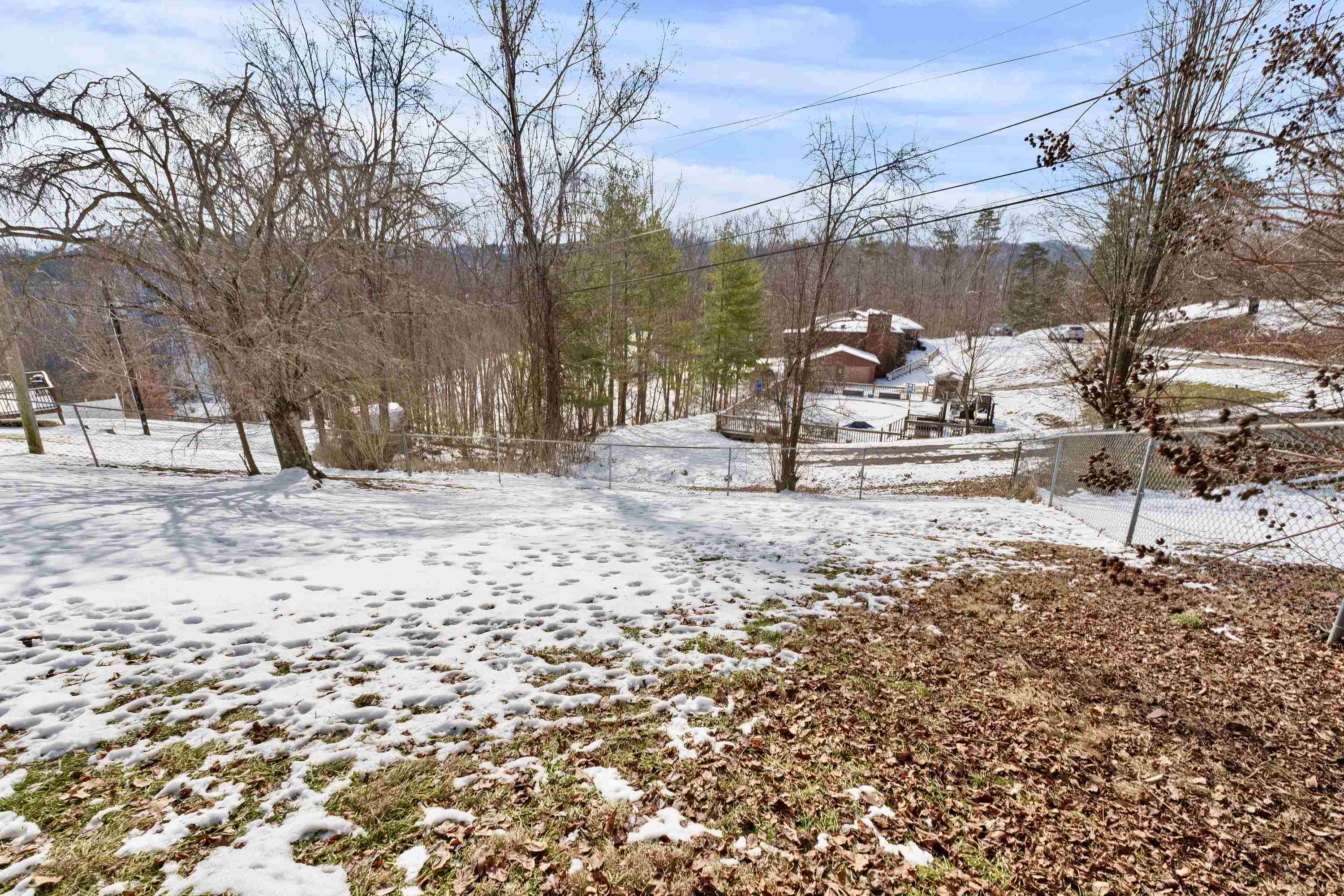 3704 Greenbrier Road
