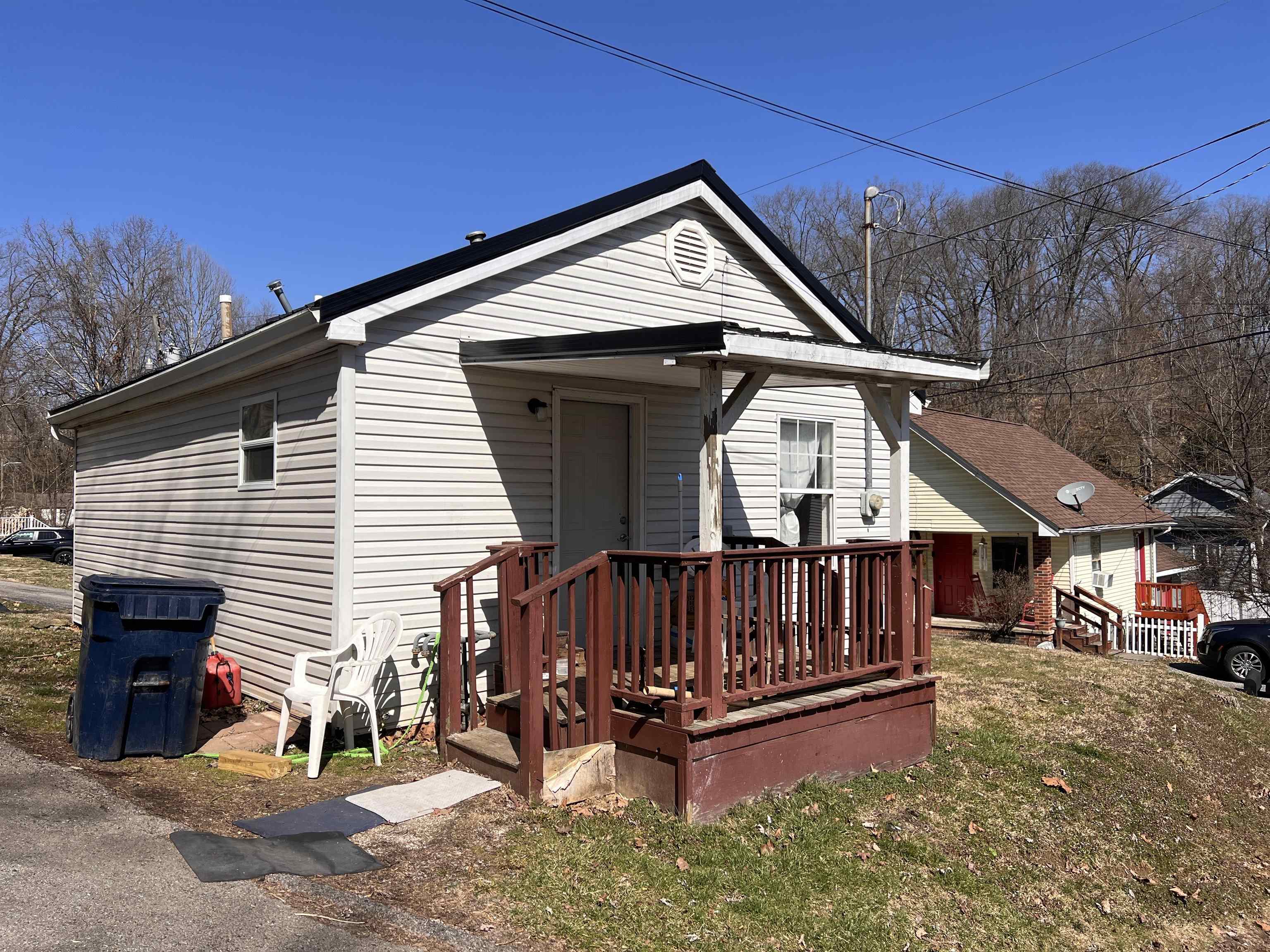 536 Old Stage Street