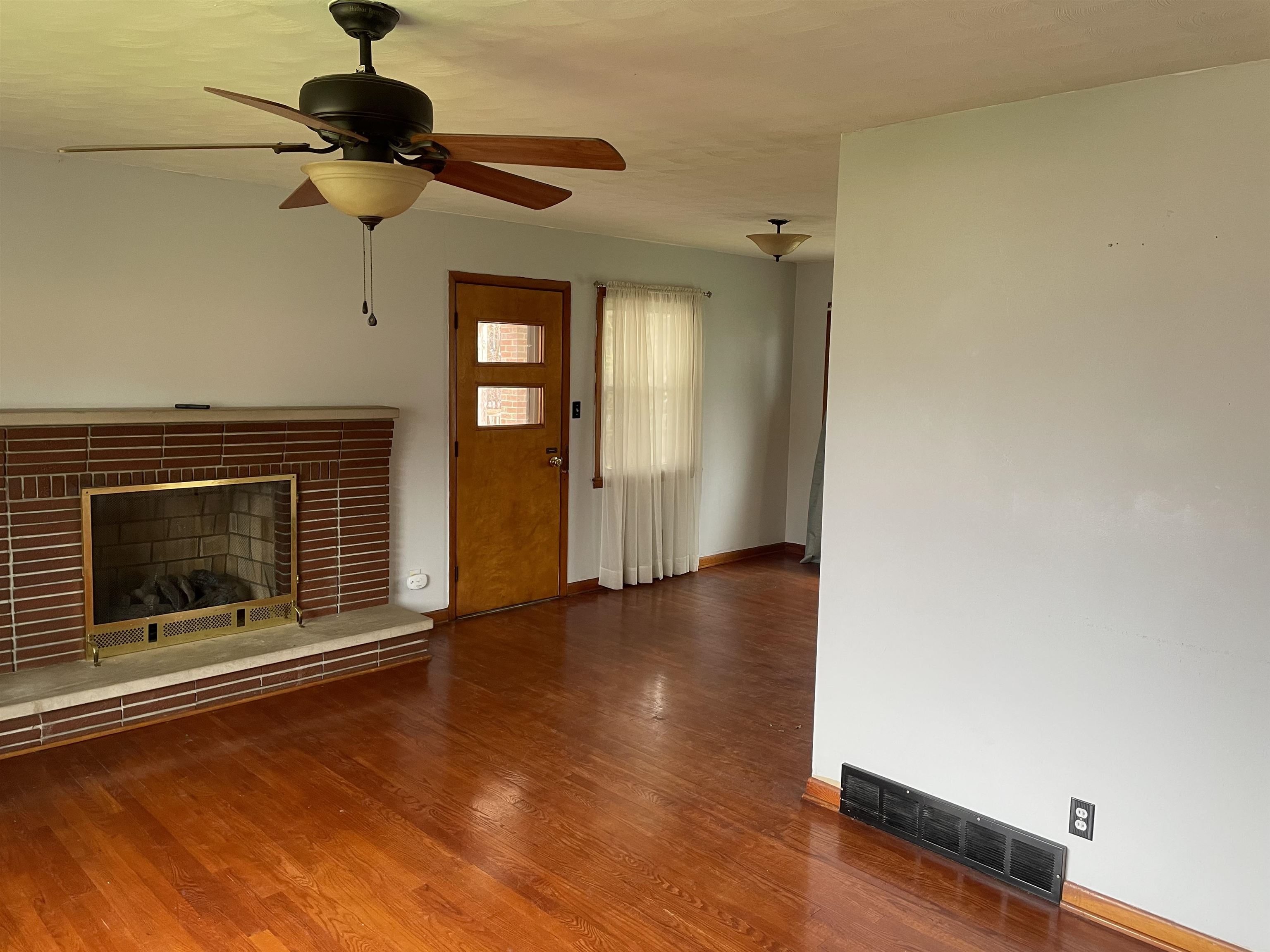 413 W Second Street