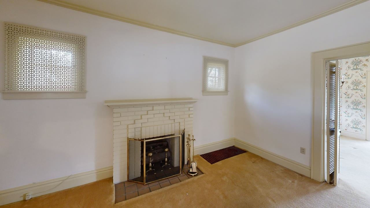 2618 Forest Avenue