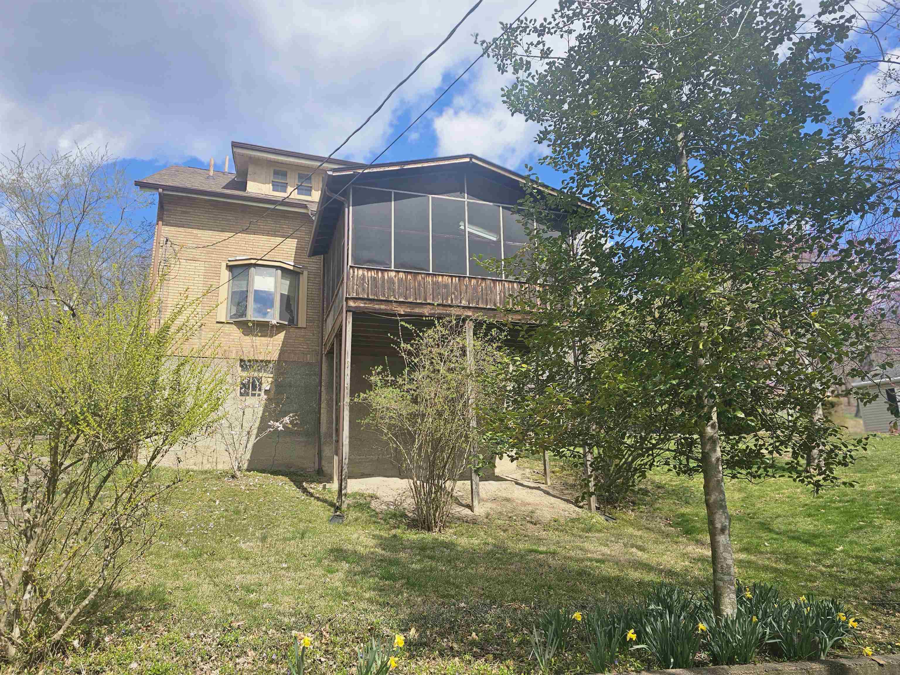 2618 Forest Avenue