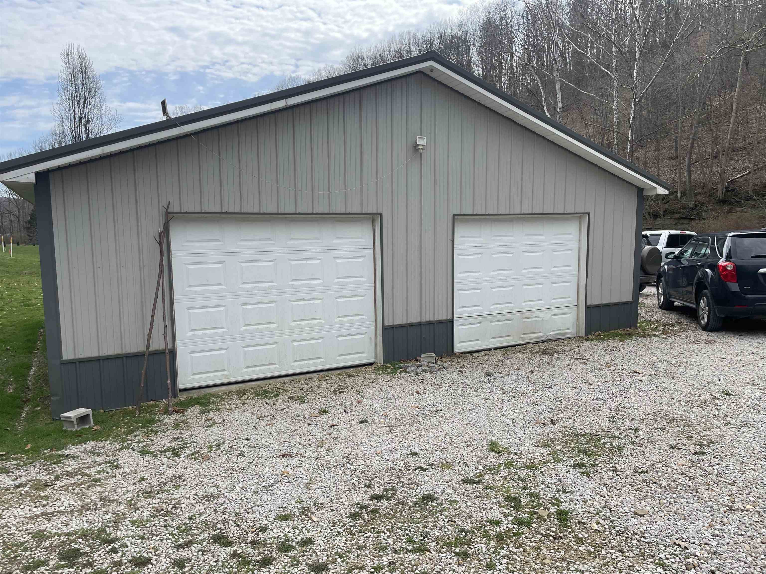 985 Parker Hollow