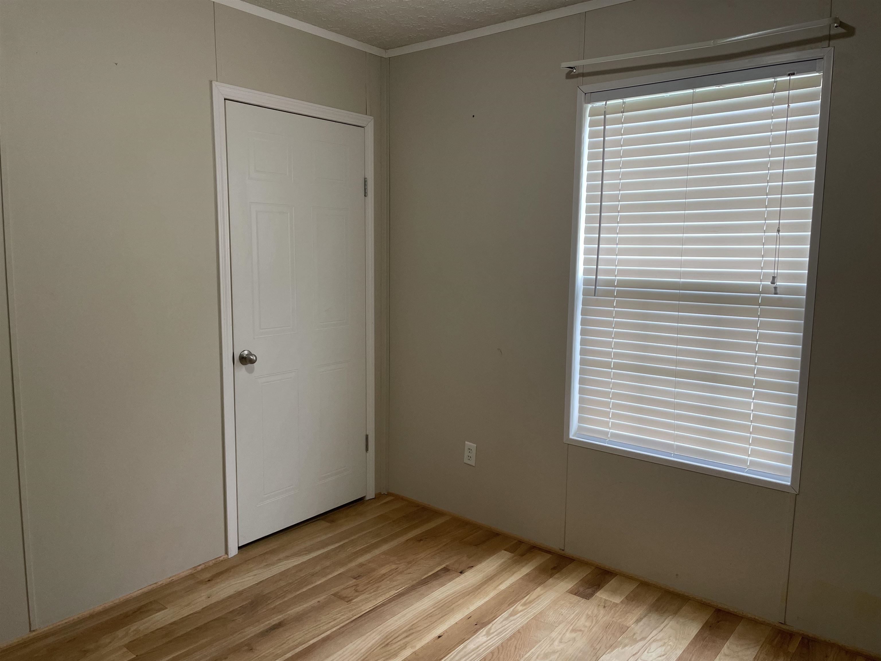 985 Parker Hollow