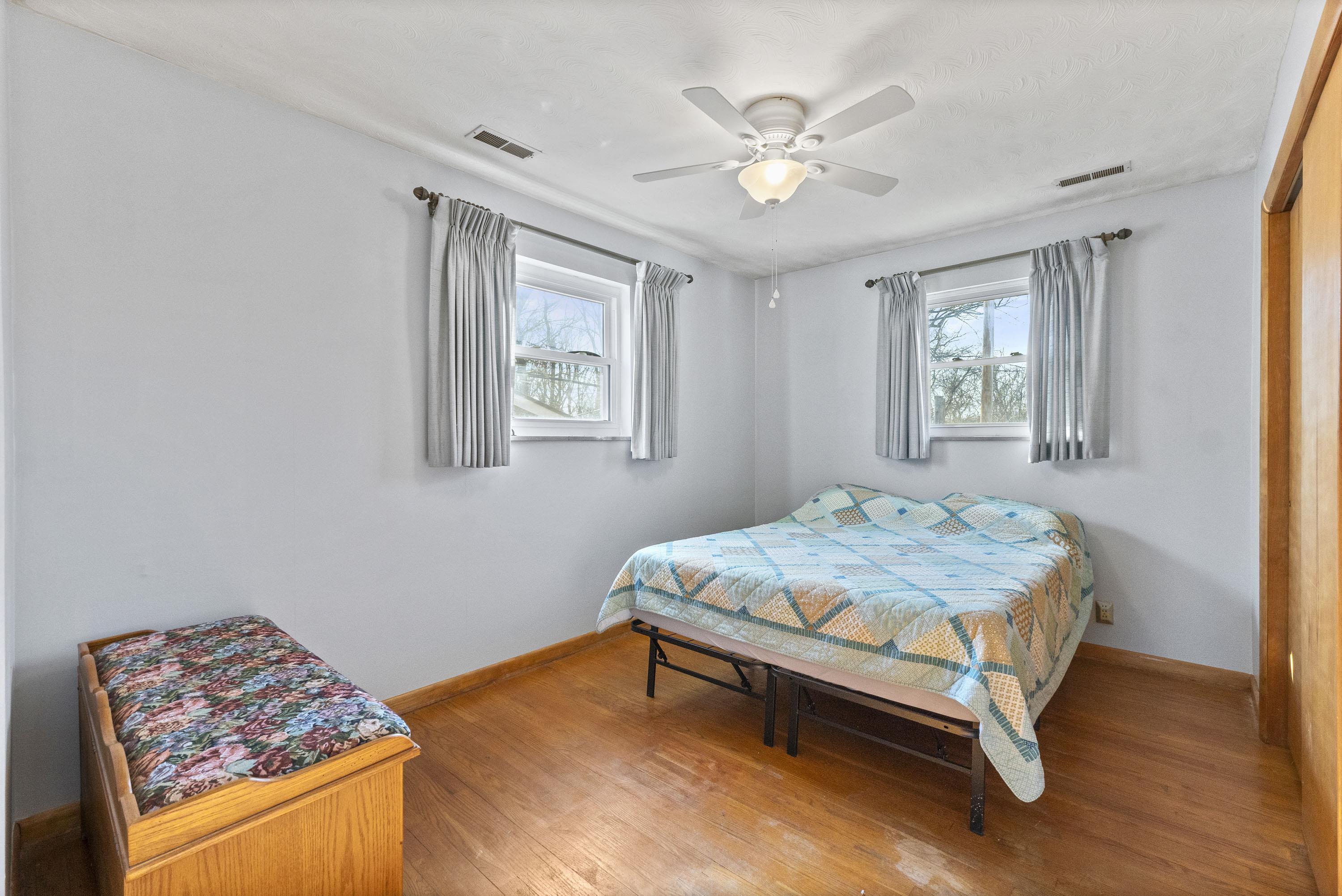 1114 James Court